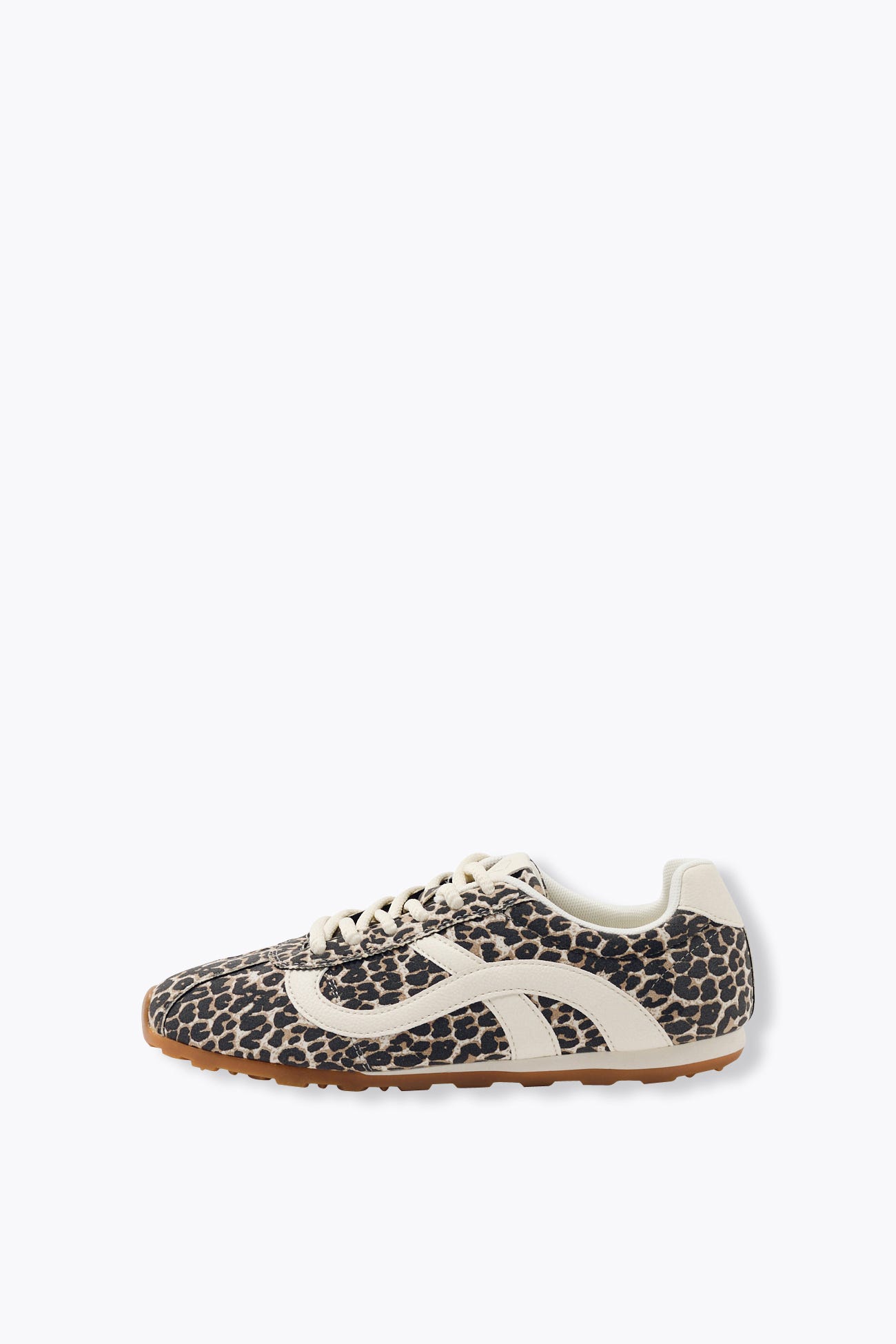 Leopard trainers