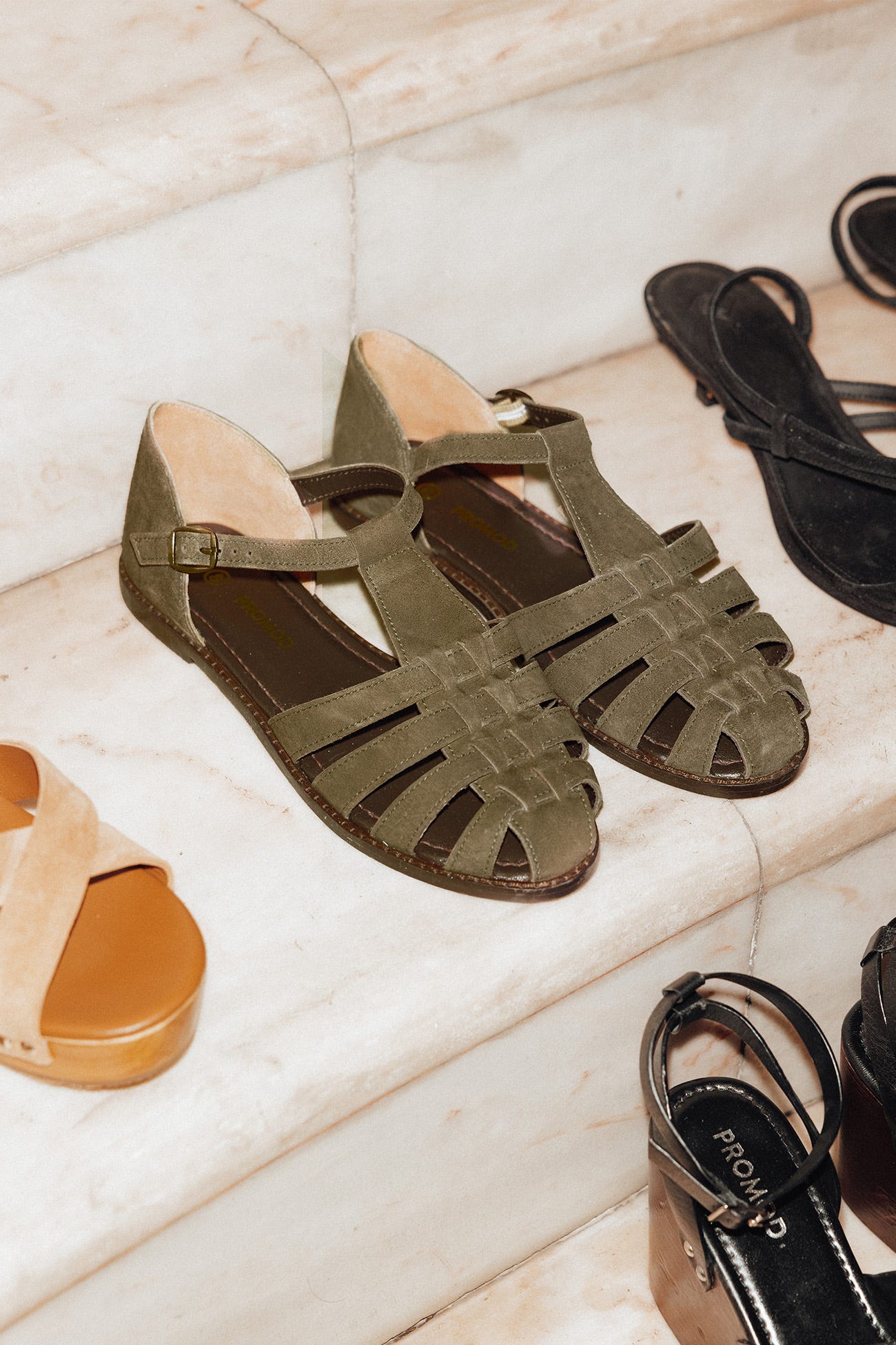 Sandalettes en cuir Femme