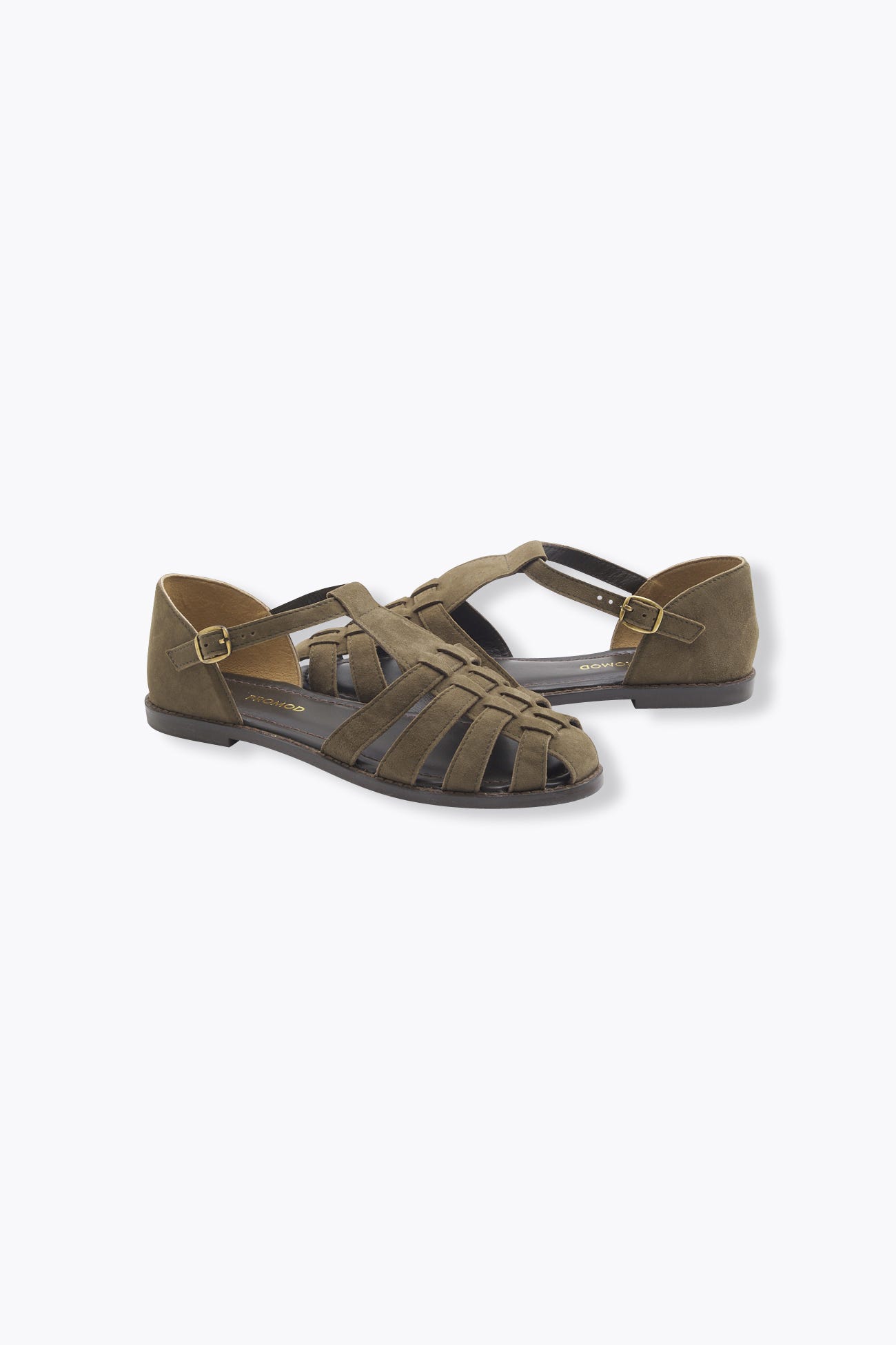 Leather flat sandals