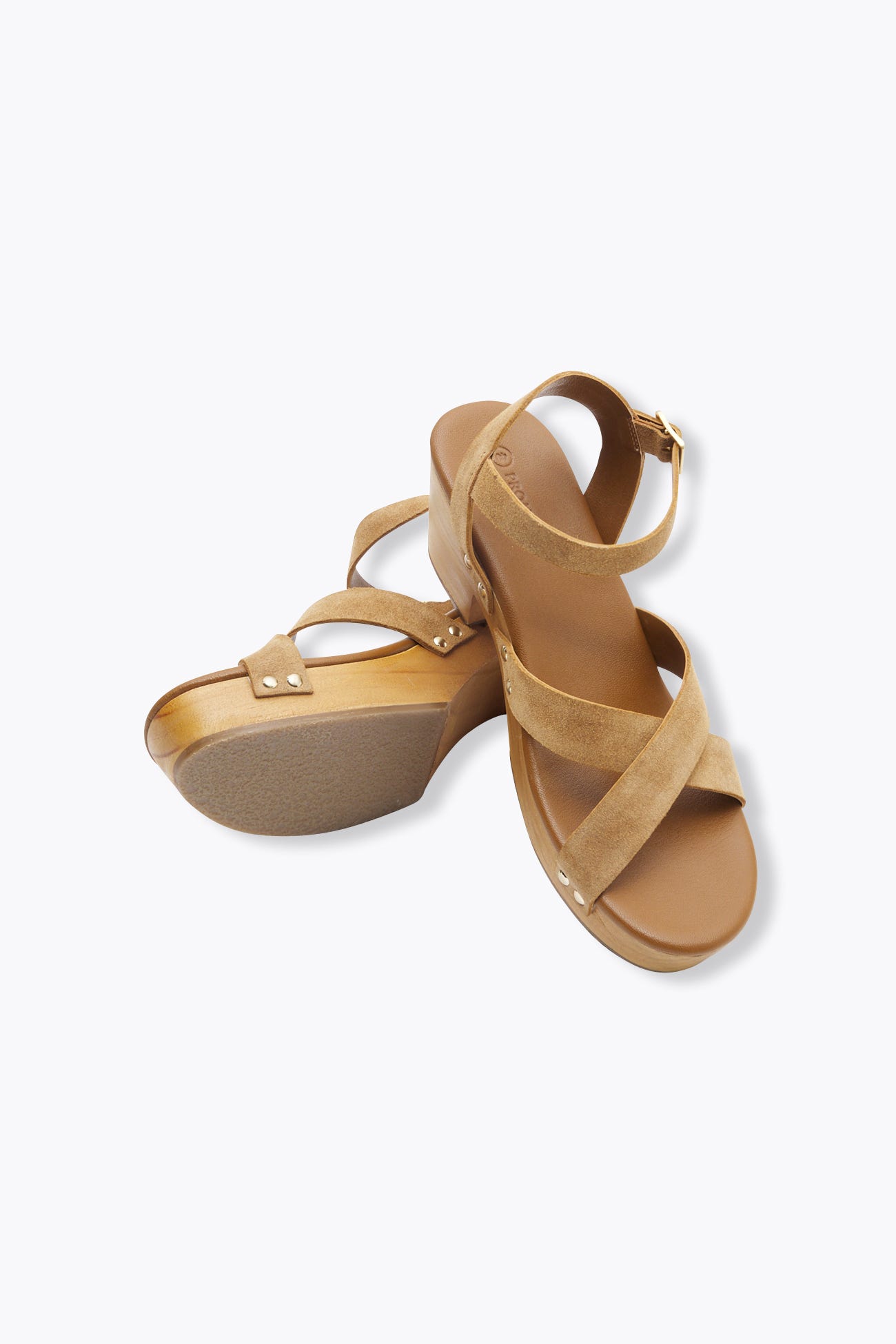 Sandales en cuir à talon bois