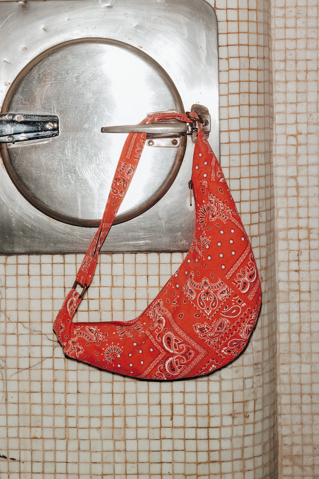 Bolso media luna bandana