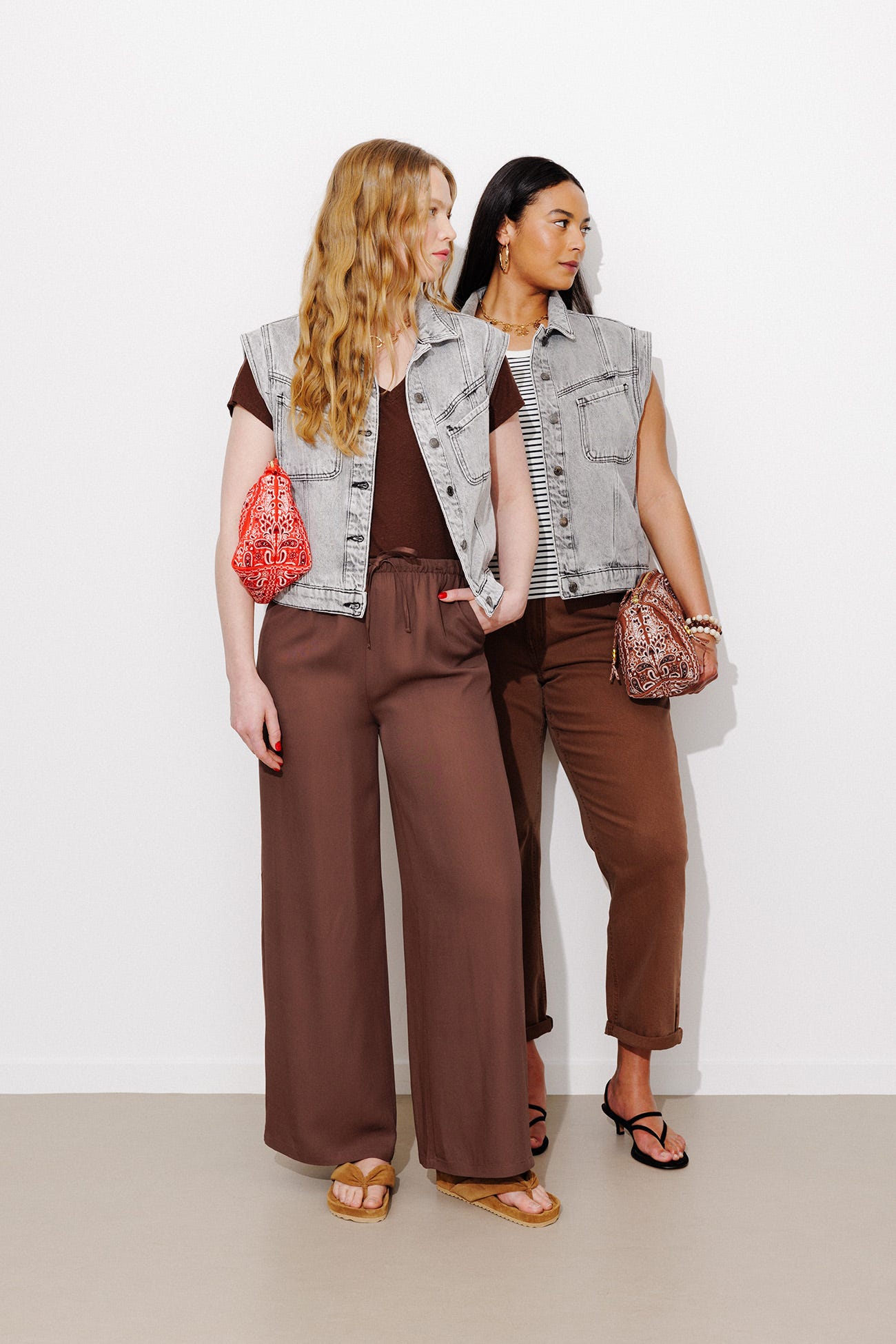 Jeansowy bezrękawnik LEONIE