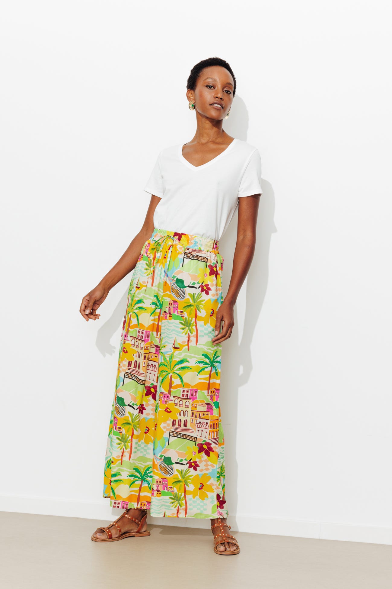 Pantalón ancho estampado