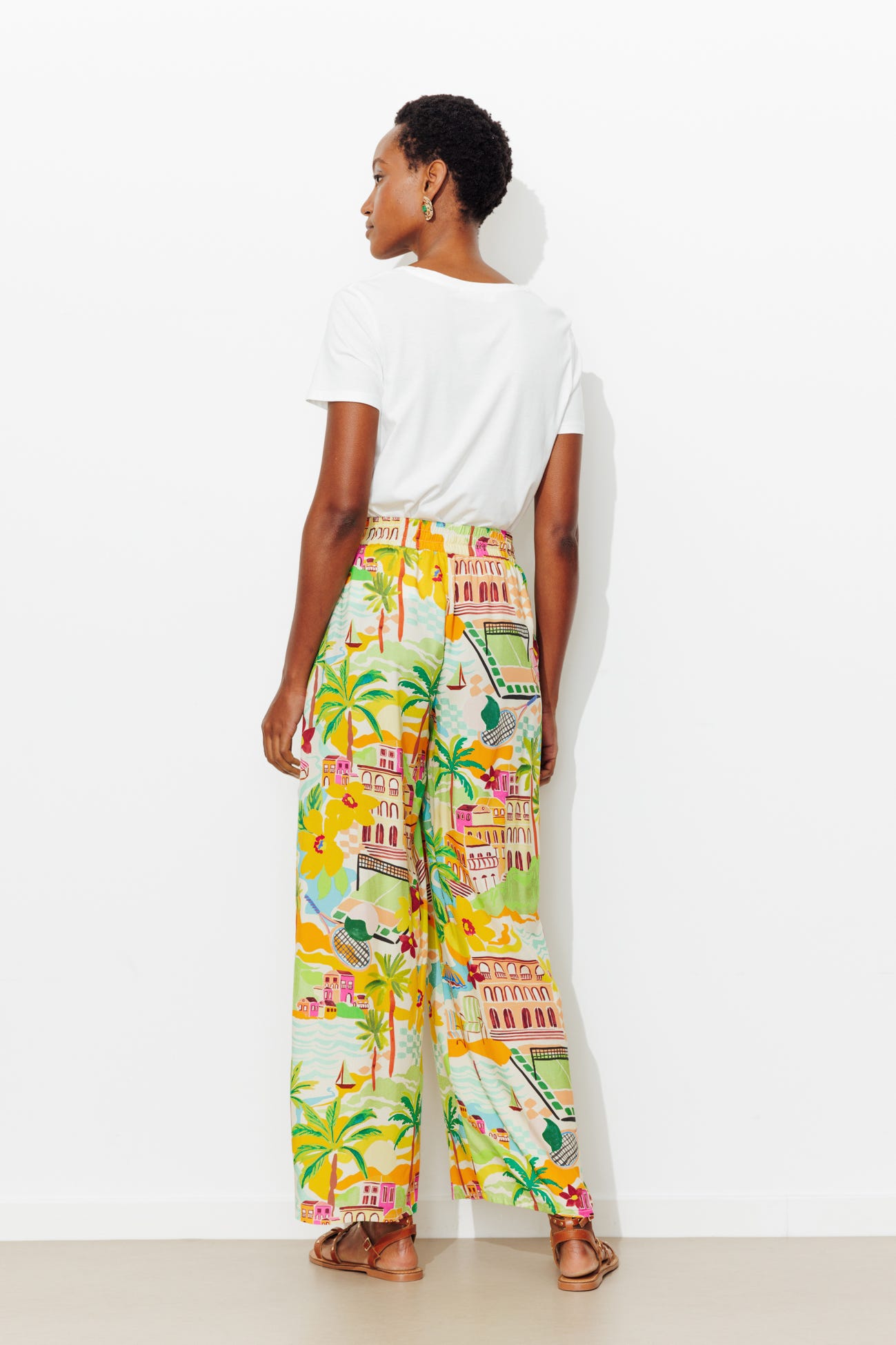 Pantalón ancho estampado