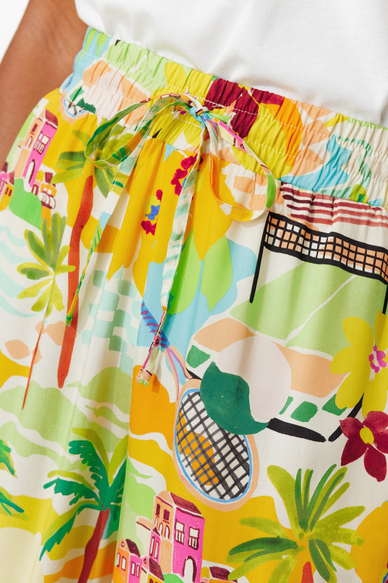 Pantalón ancho estampado