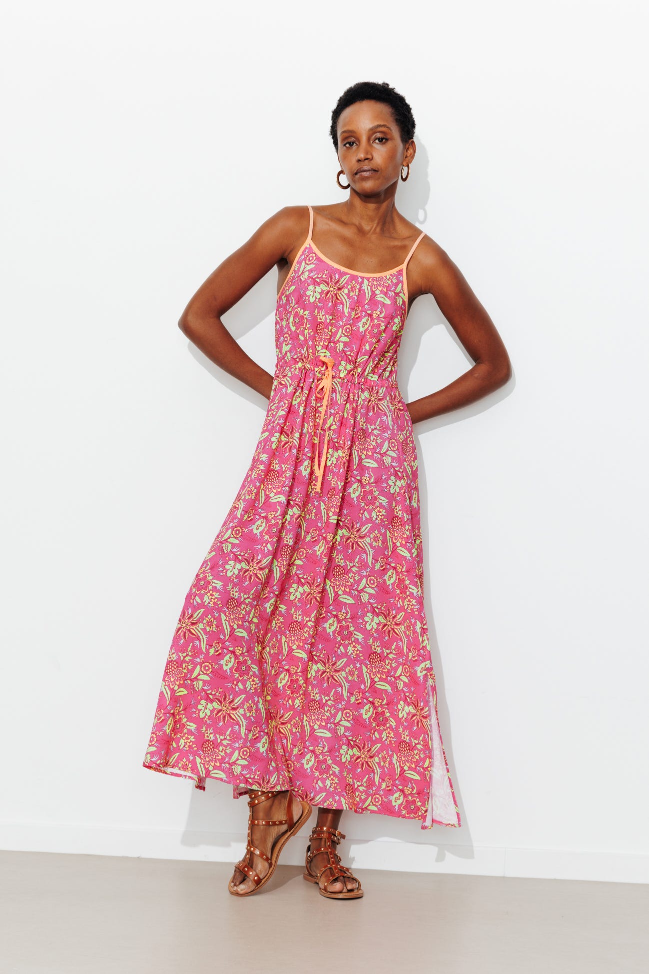 Longue robe imprimée Femme