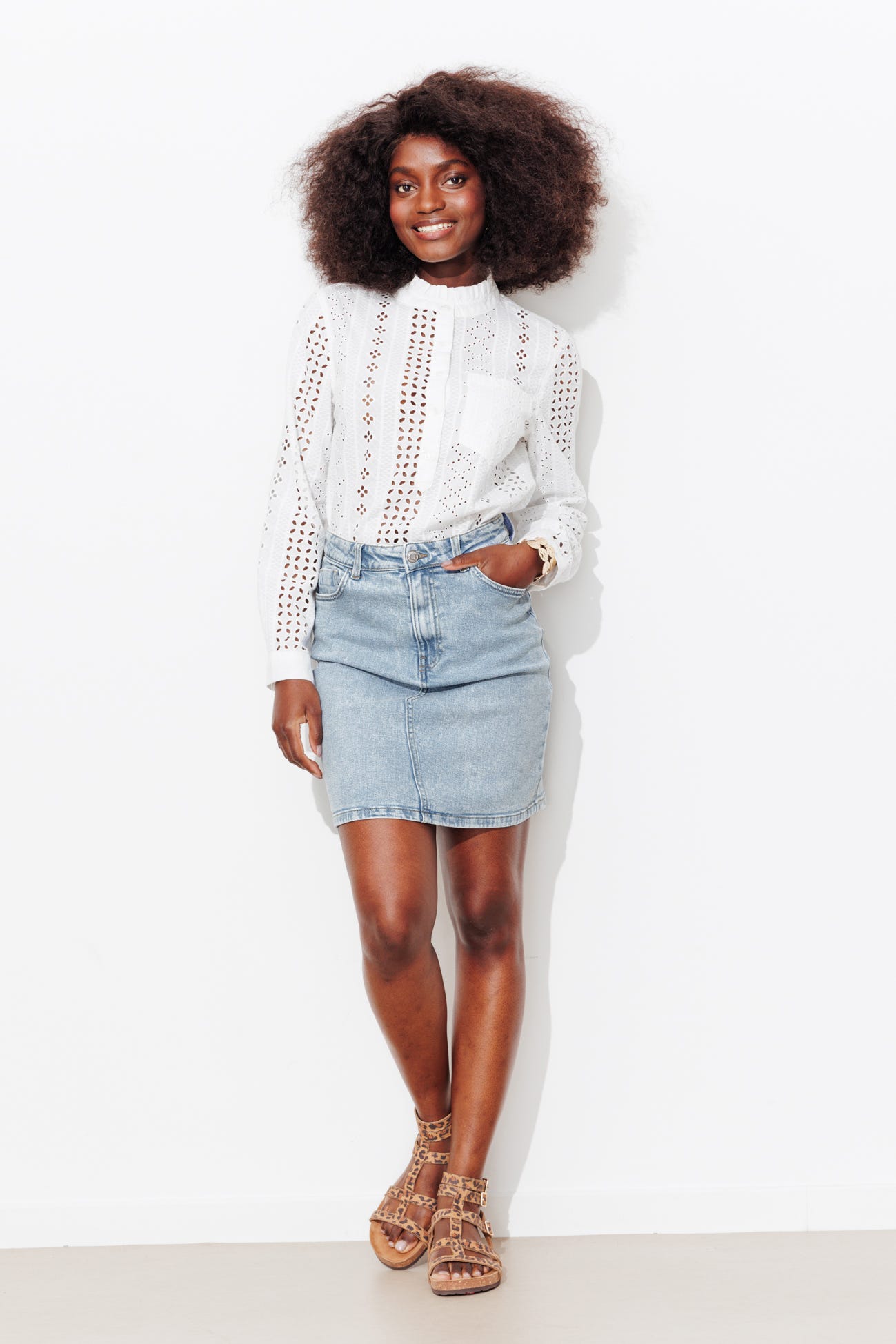 Short denim skirt