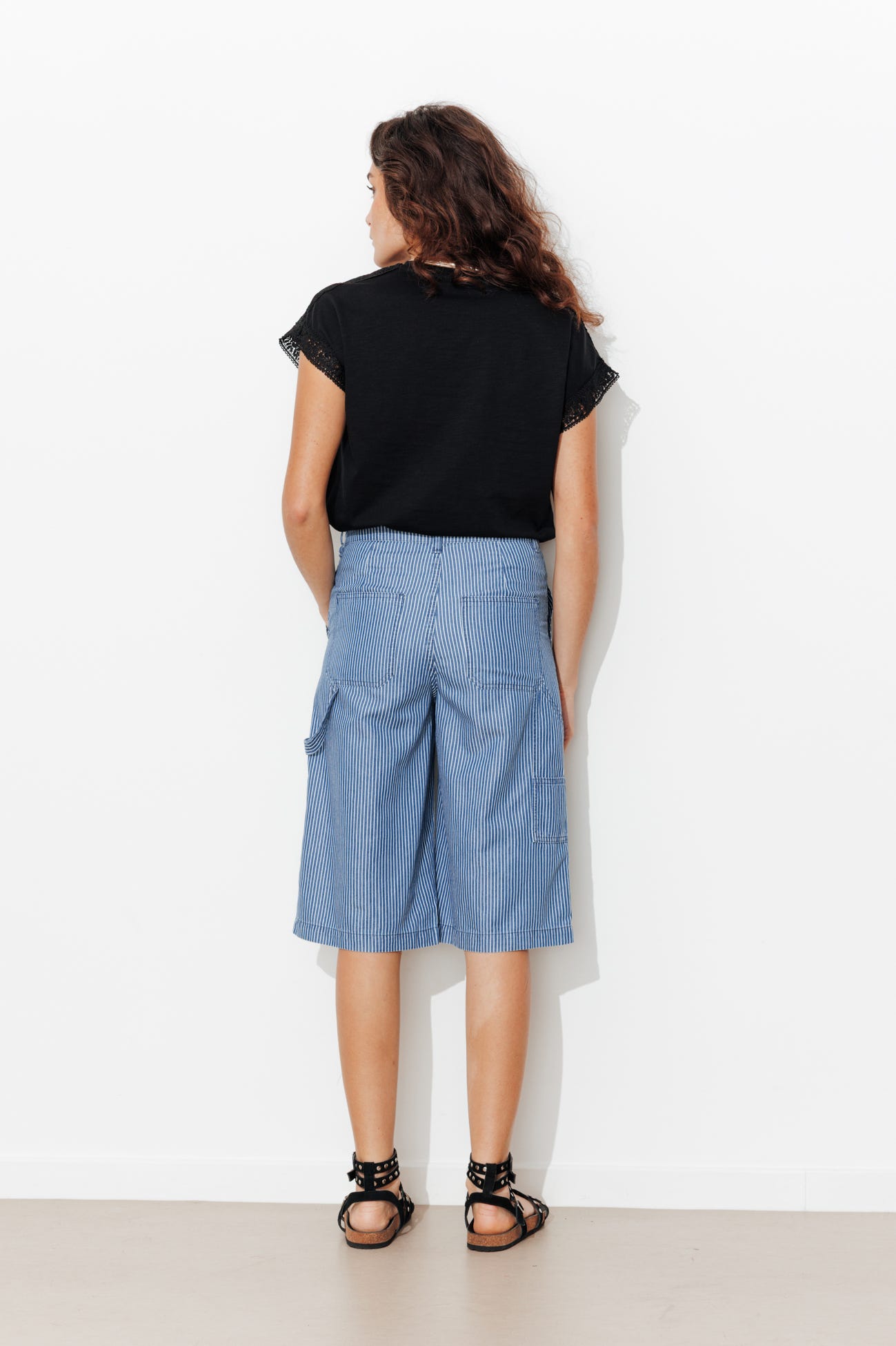 T-shirt détail dentelle Femme