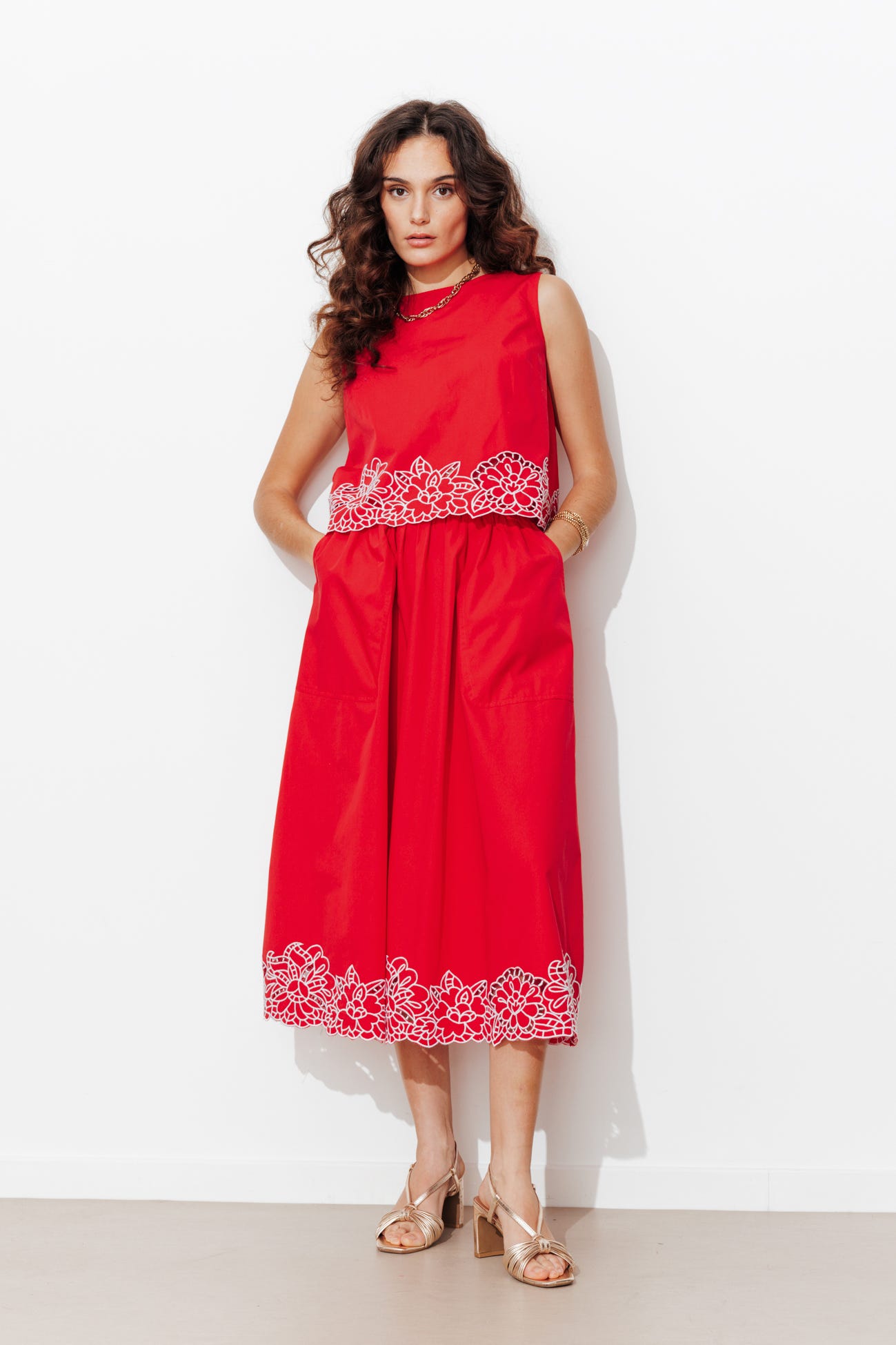 Jupe midi brodée Femme