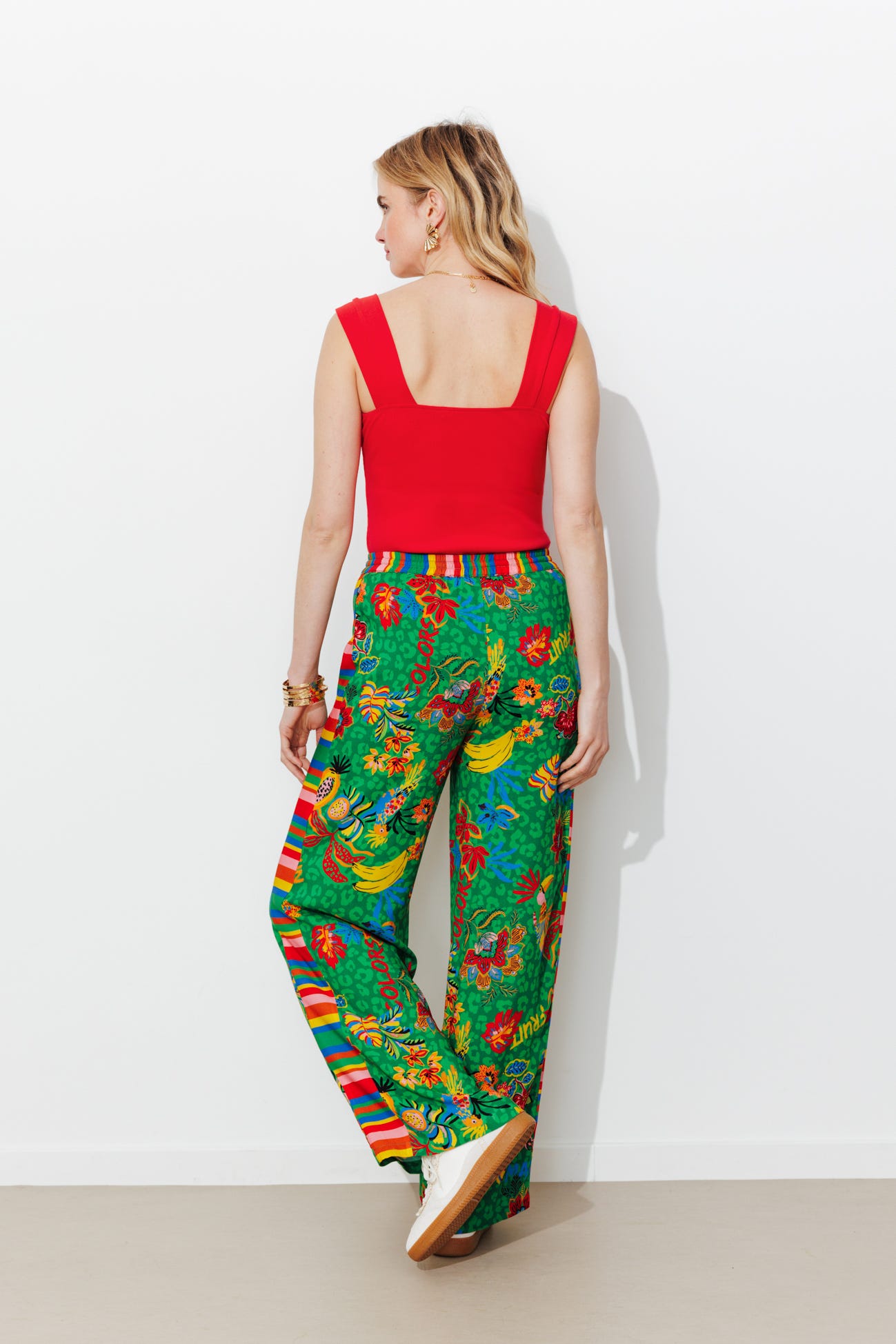 Pantaloni larghi fantasia