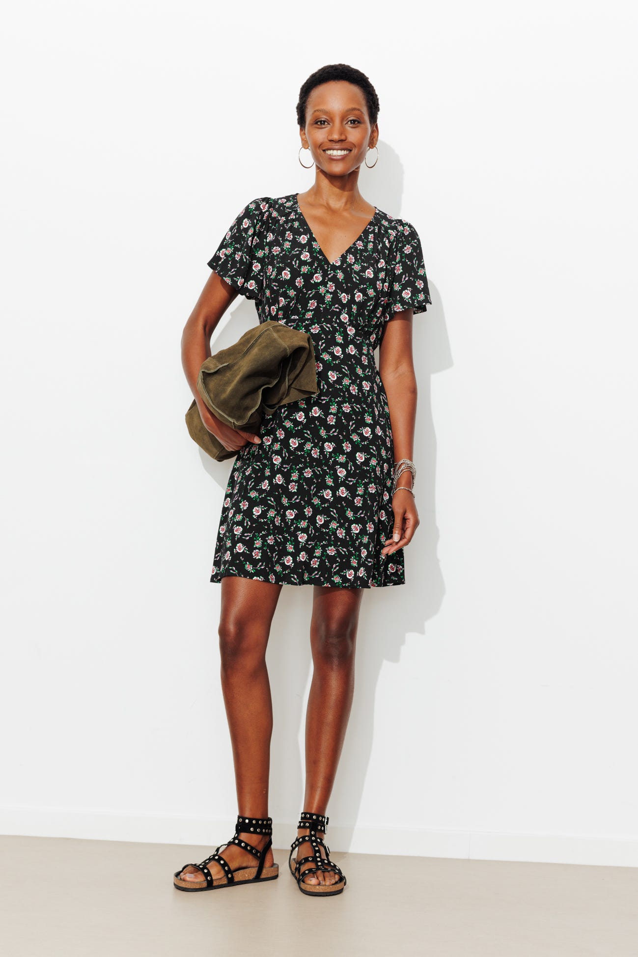 Robe courte manches papillon