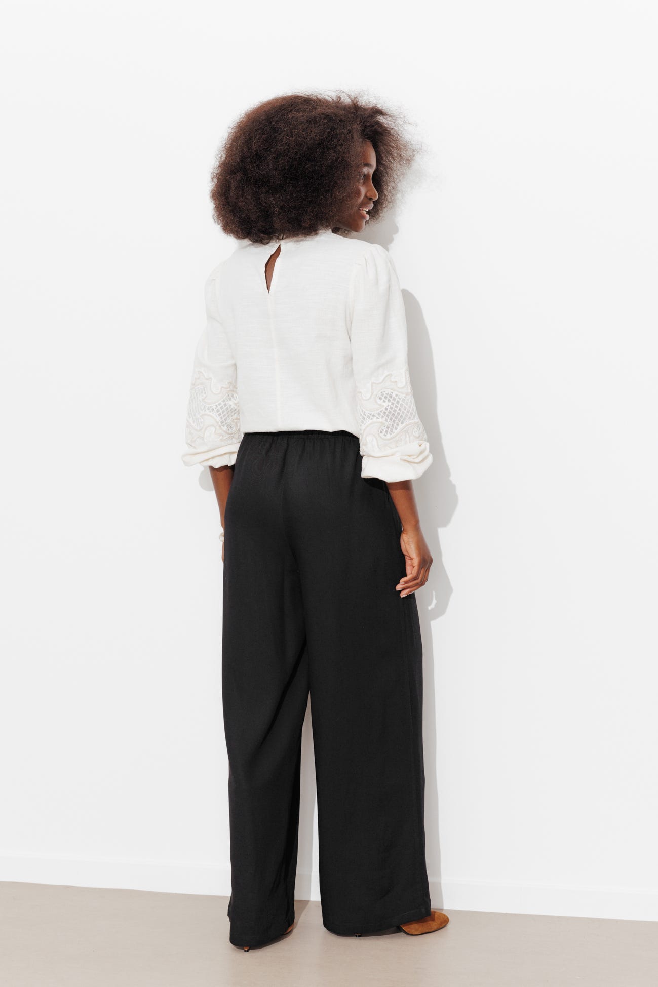 Pantalon large ceinturé Femme