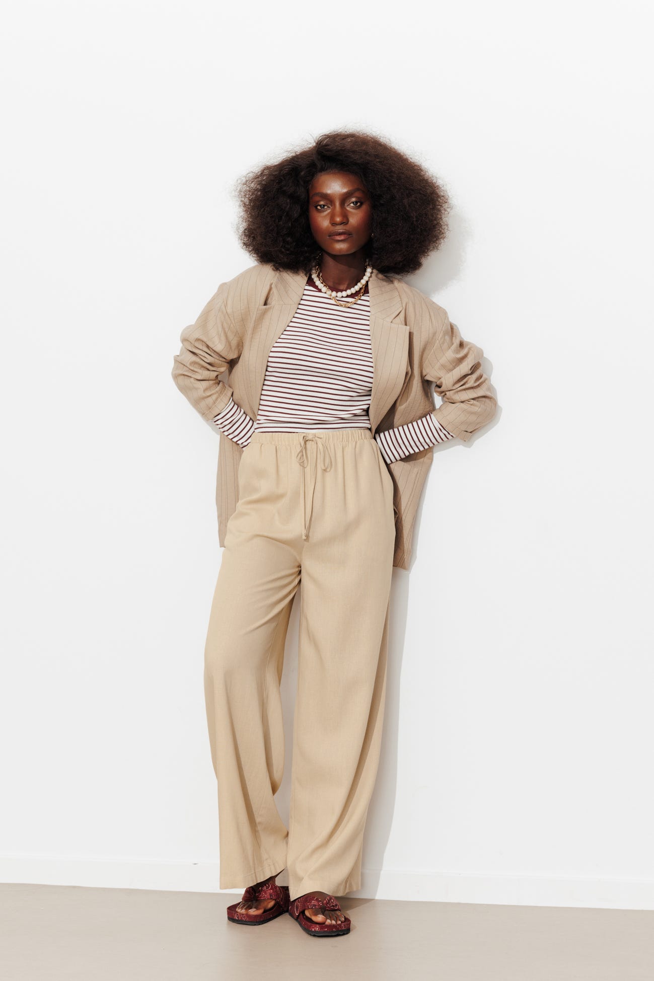 Pantalon large et uni Femme