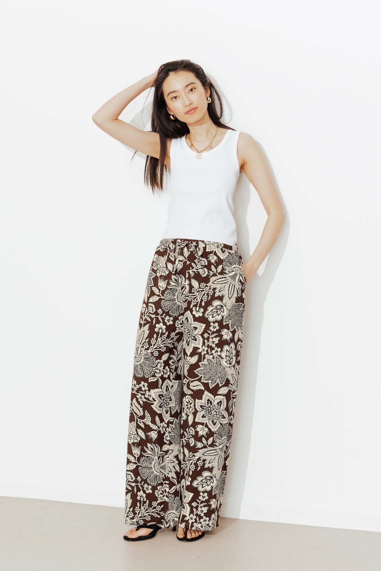 Spodnie z szerokimi nogawkami