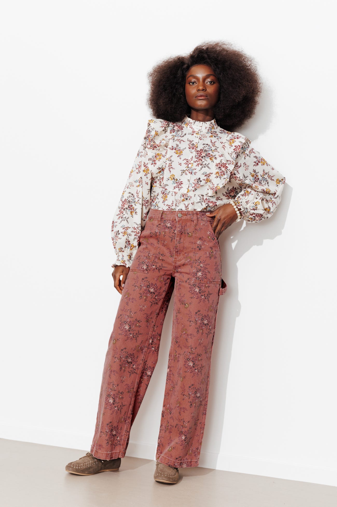 Pantalon charpentier fleuri