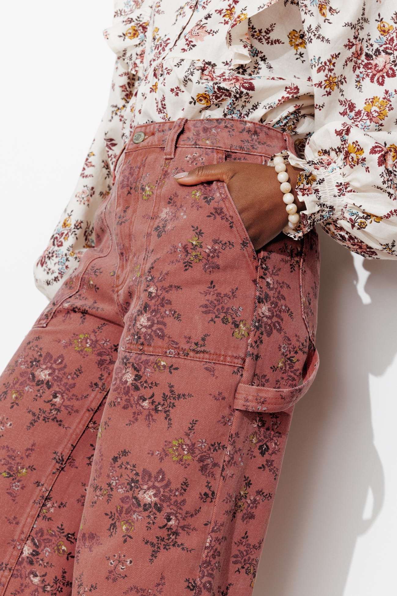 Pantalon charpentier fleuri