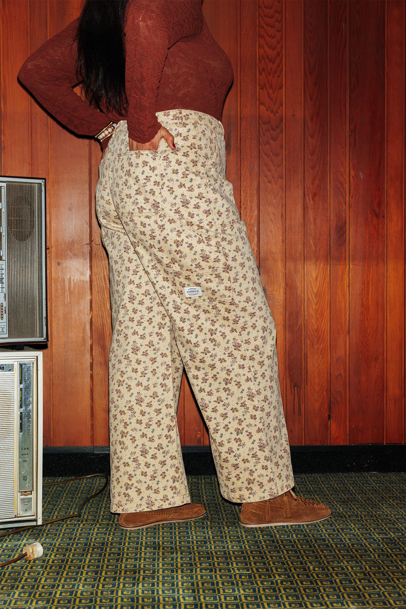 Pantaloni carpenter a fiori