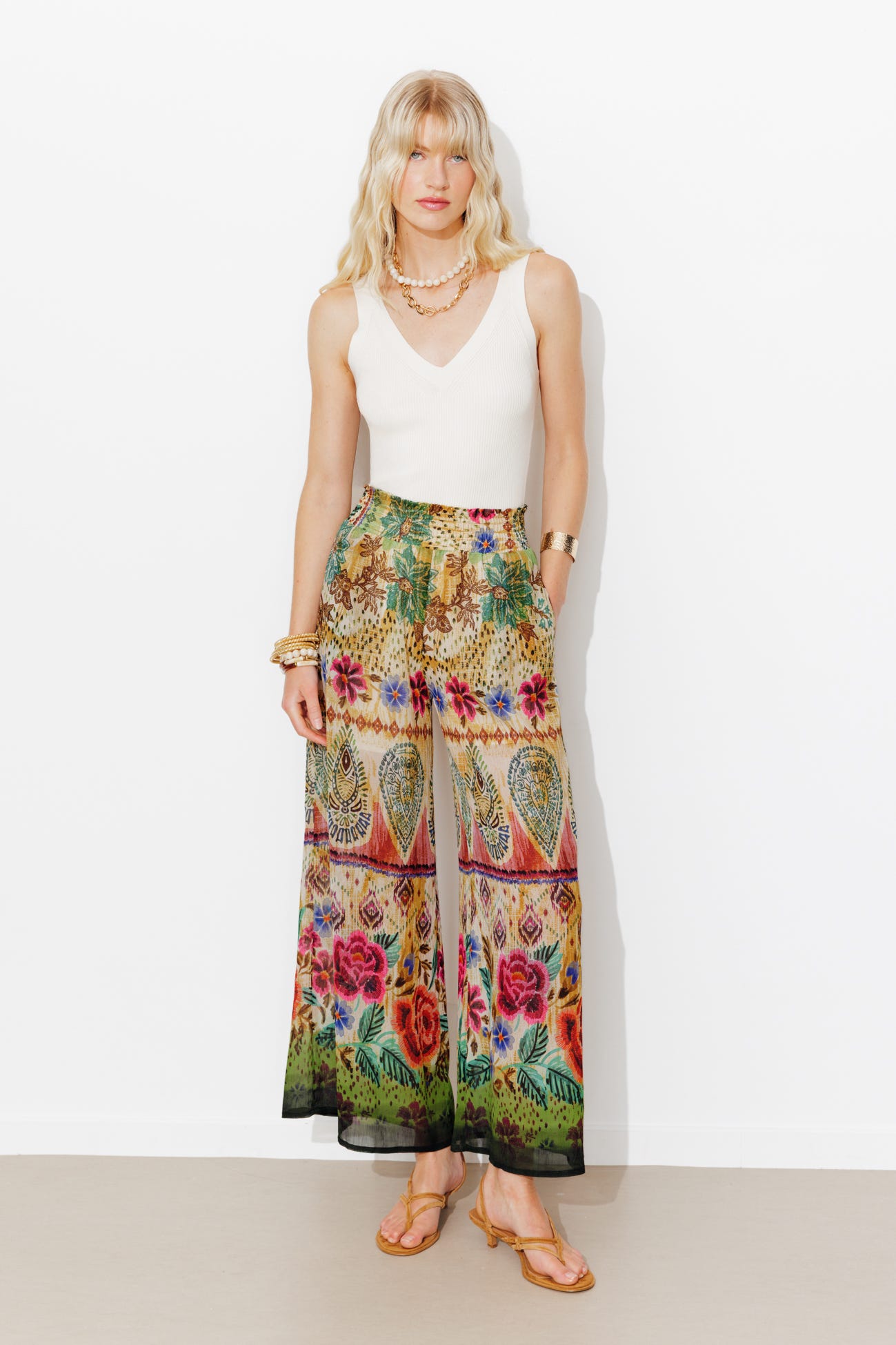 Pantalon large en mousseline