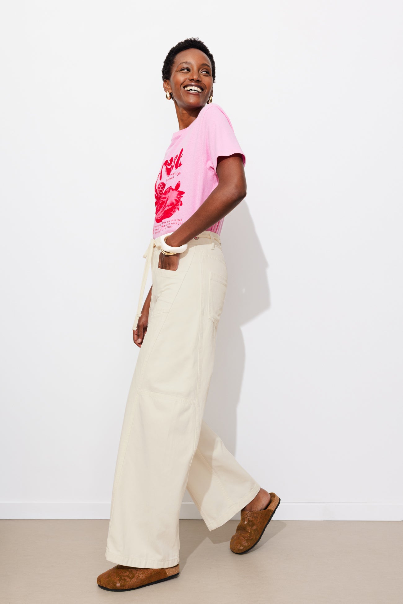 Pantalon large à oeillets - 48