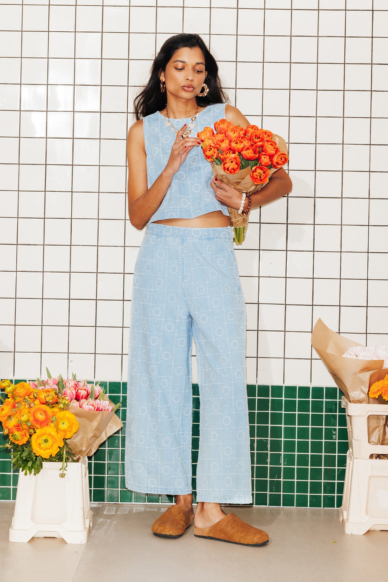 Jean ancho y bordado