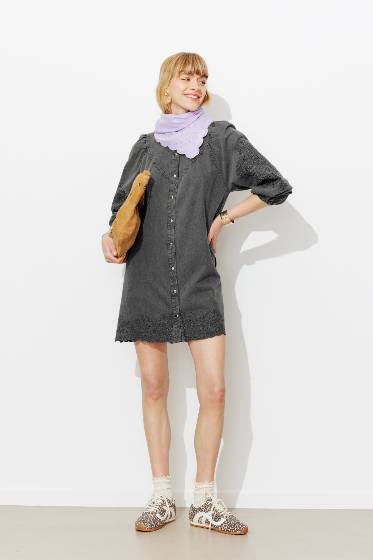 Robe-chemise brodée Femme