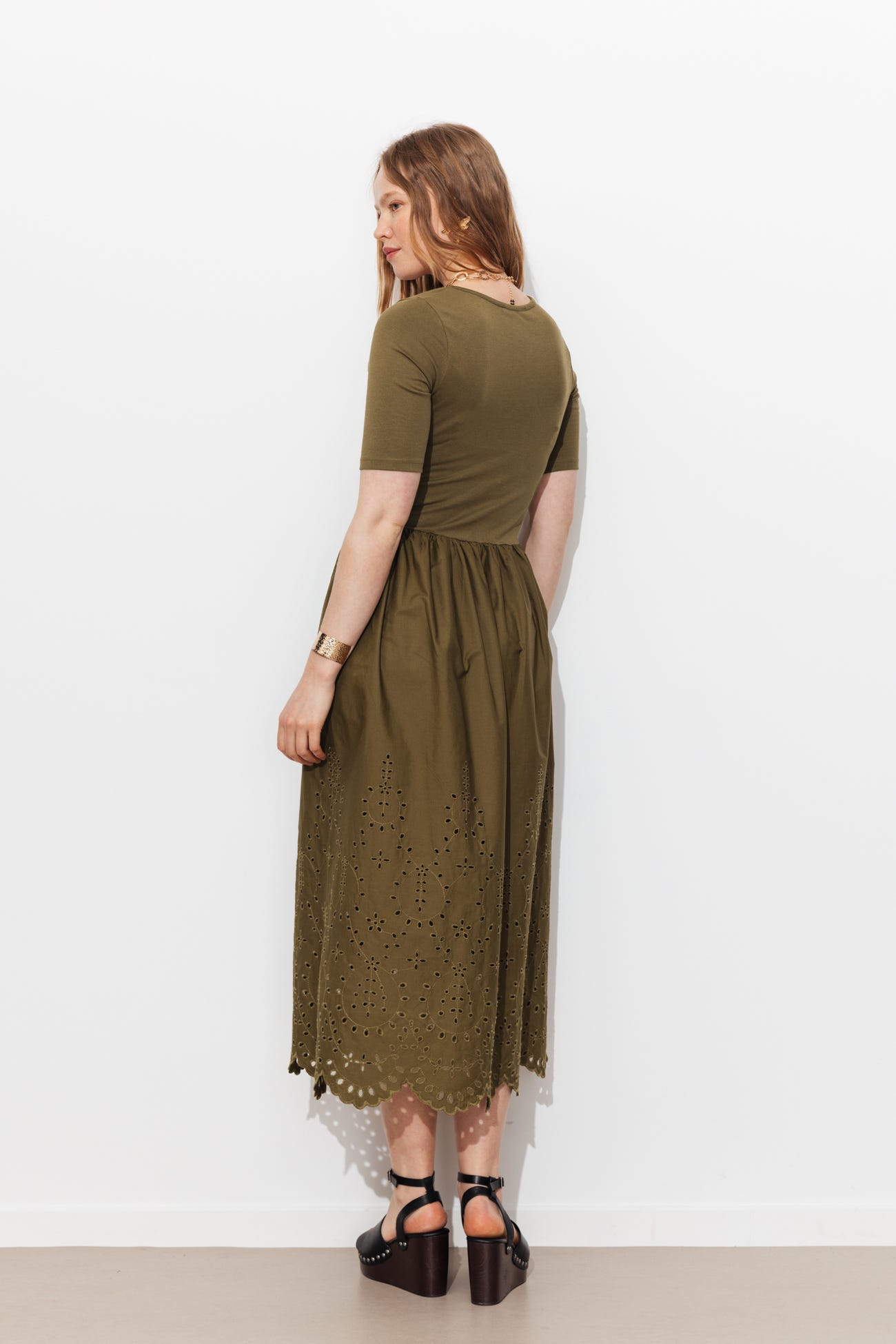 Robe t-shirt broderie anglaise