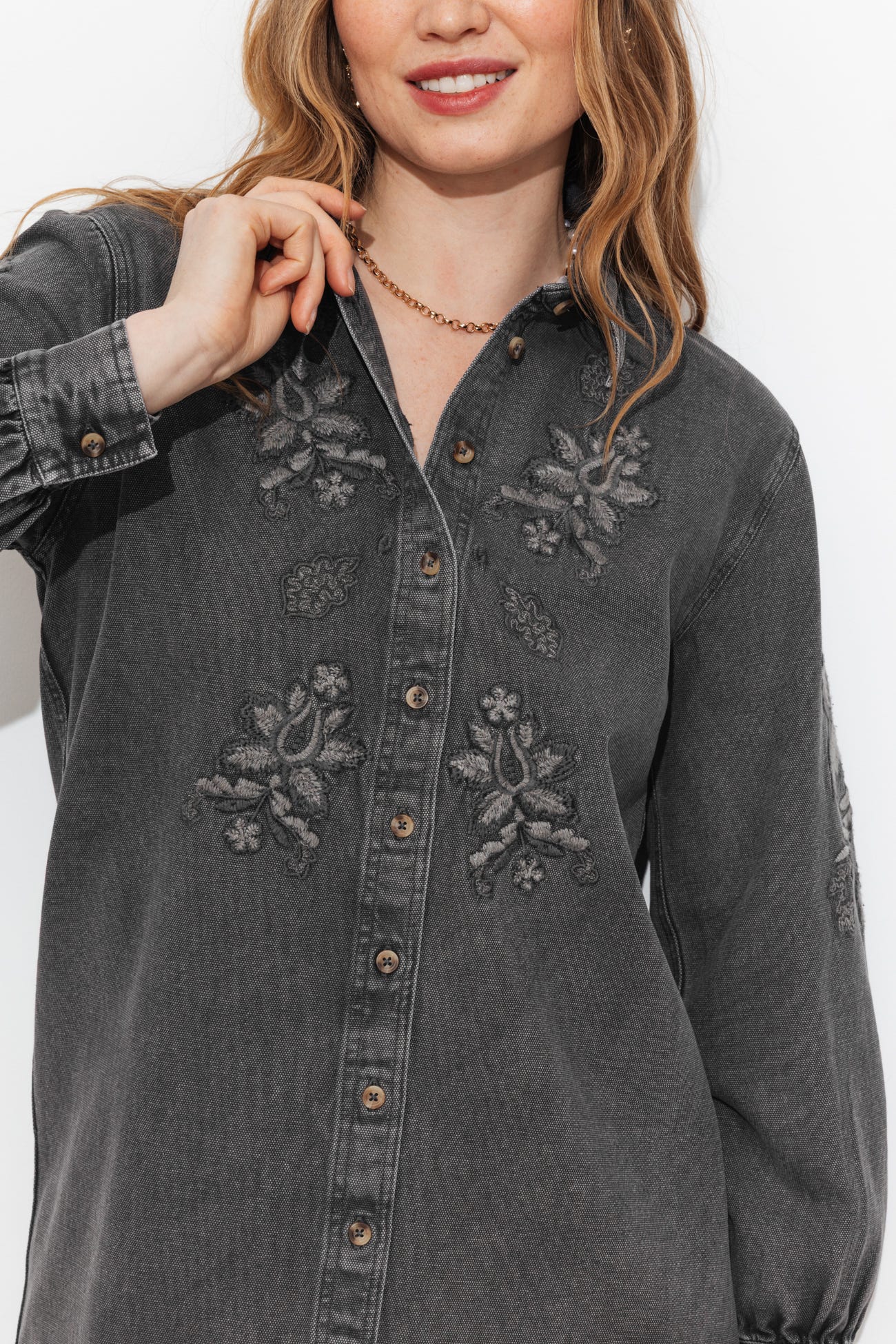 Vestido corto bordado