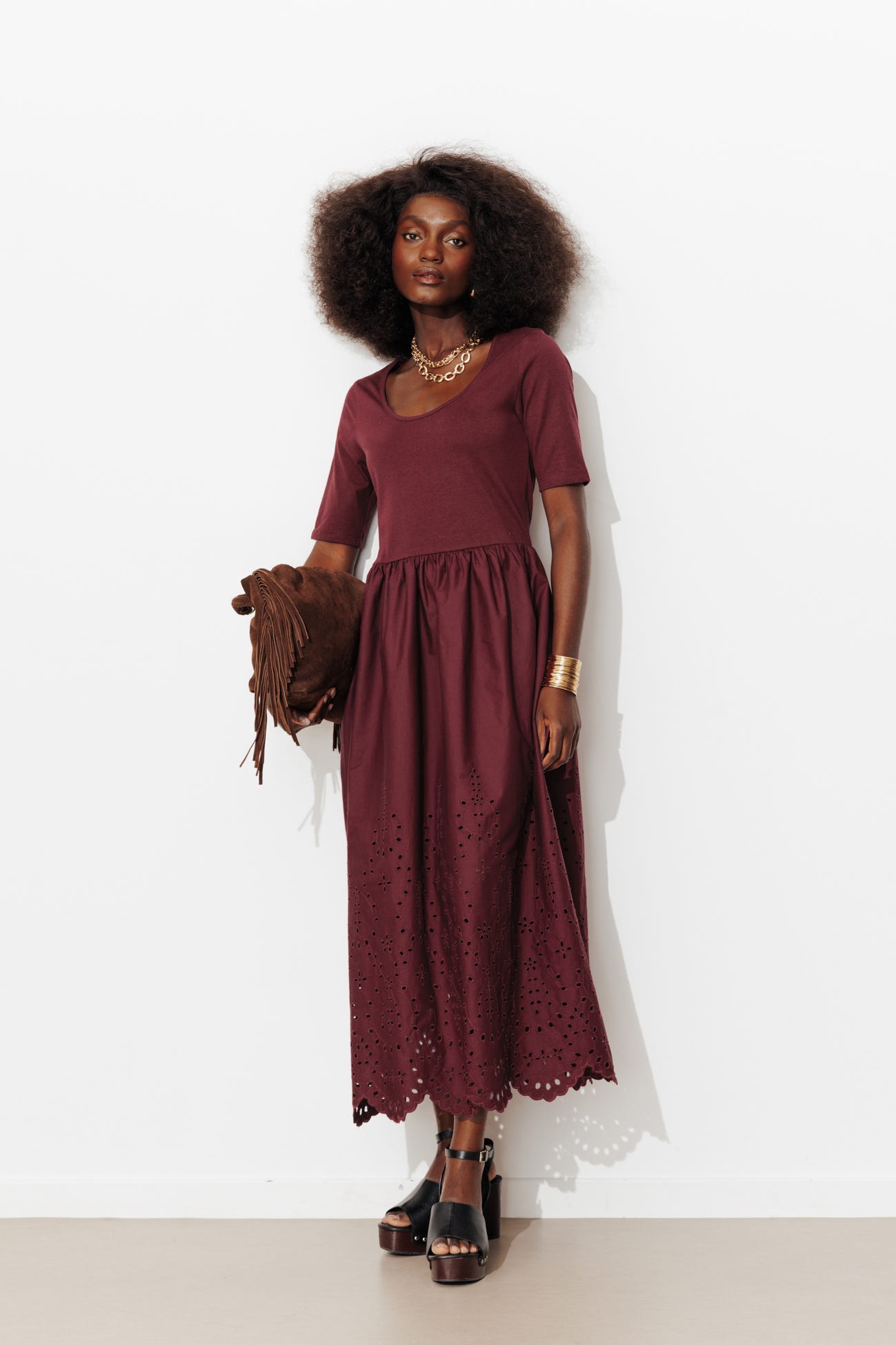 Vestido punto y bordado inglés