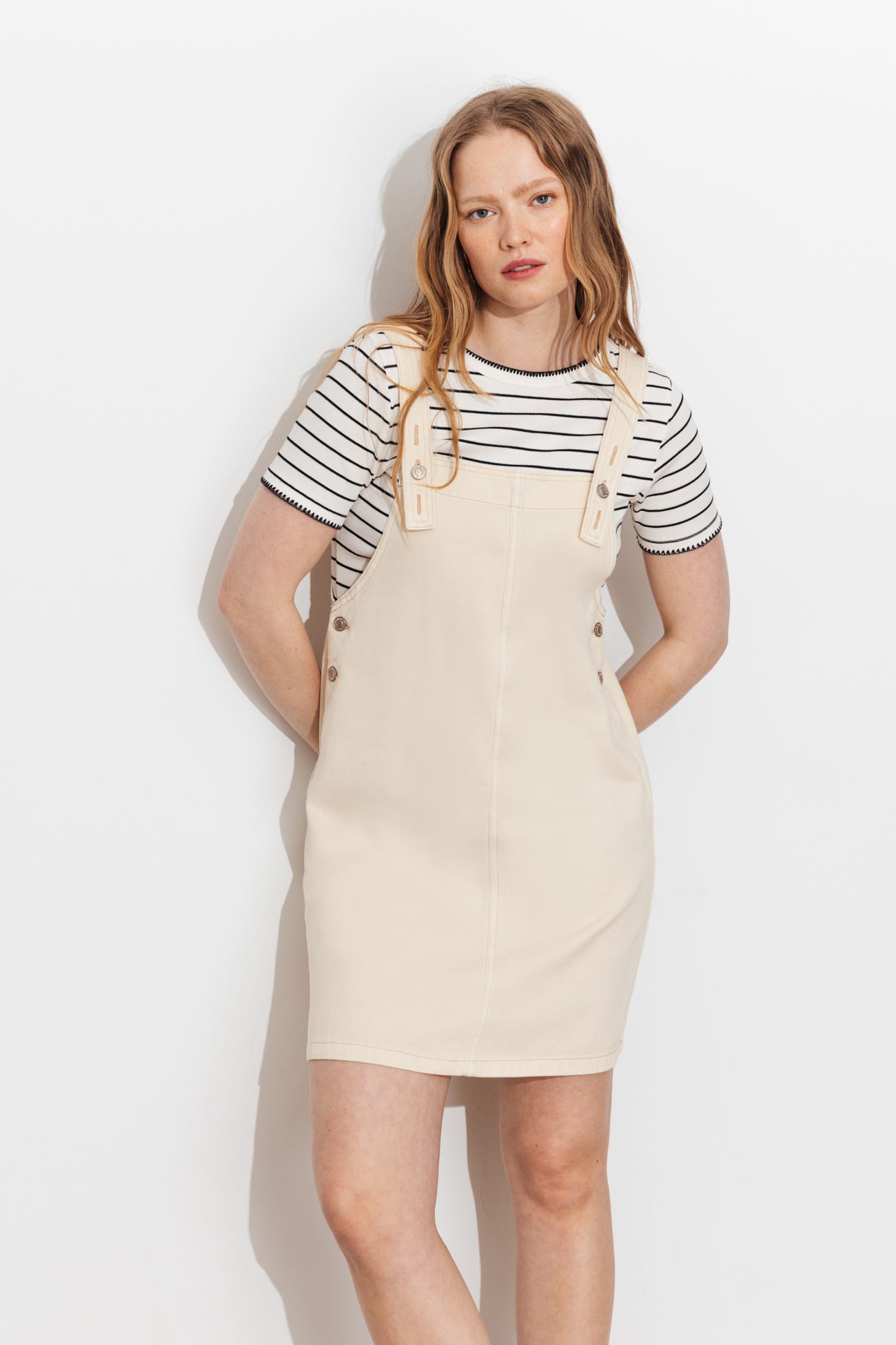 Robe-salopette courte en jean