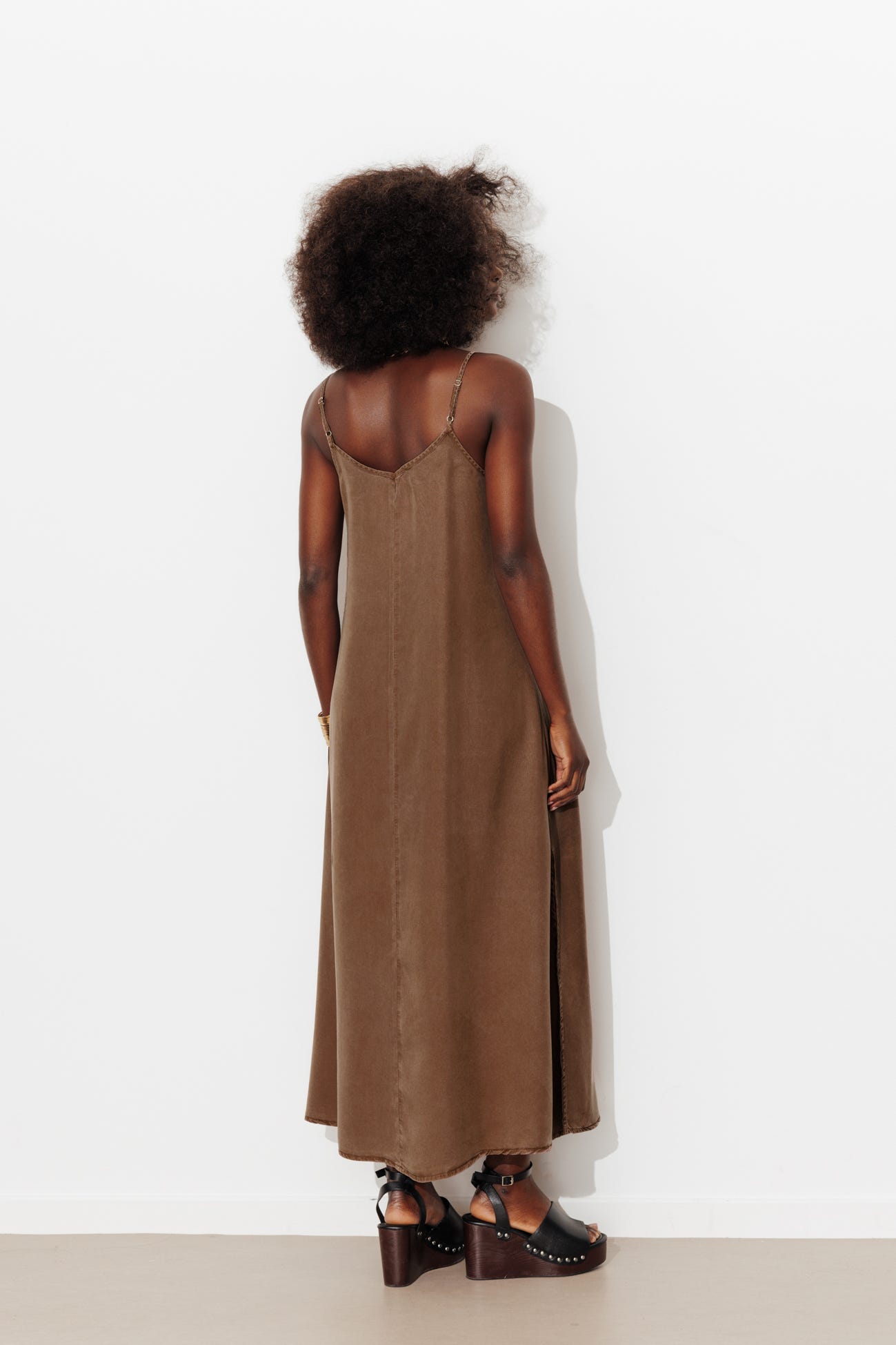 Długa sukienka z lyocellu