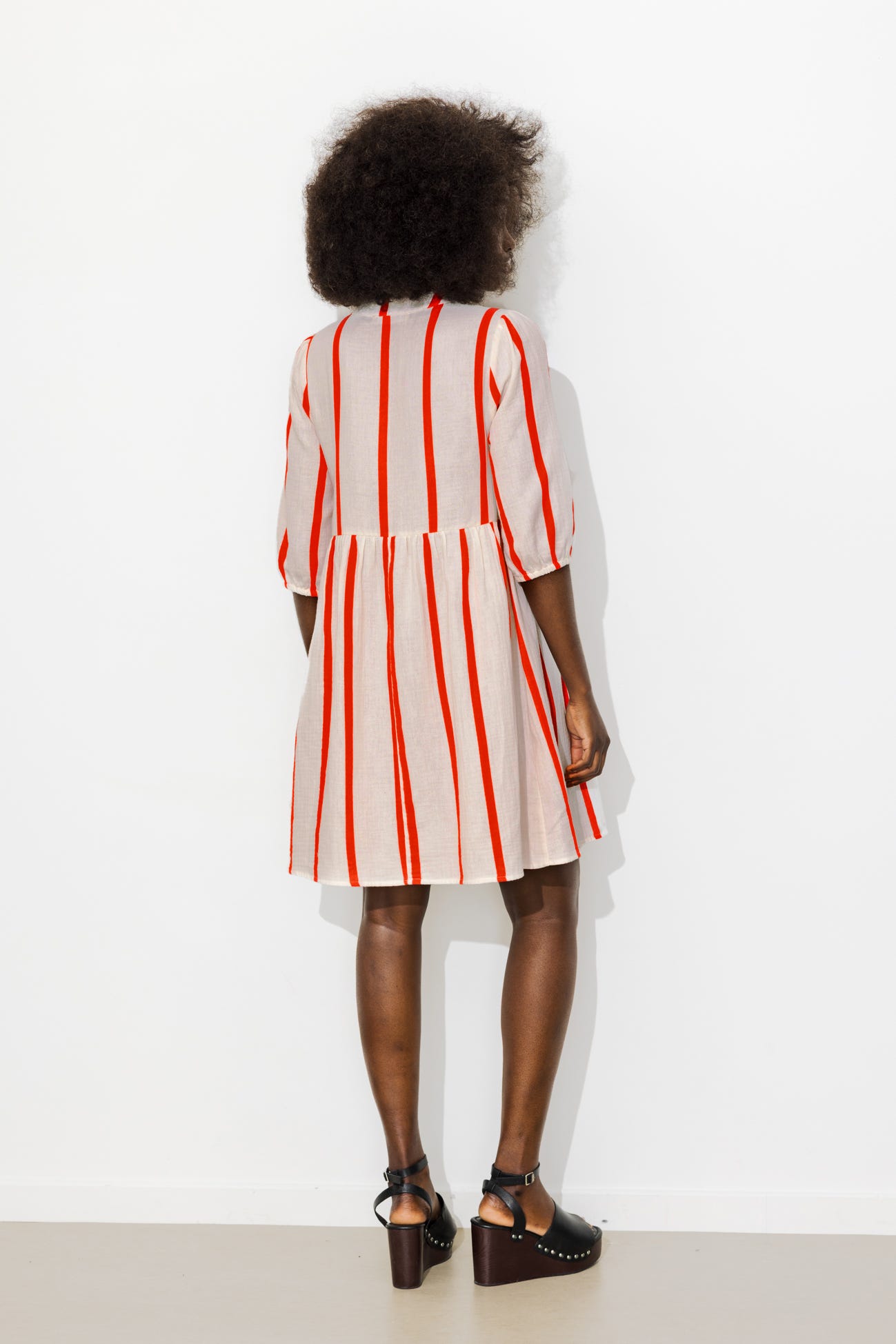 Robe courte en gaze de coton 