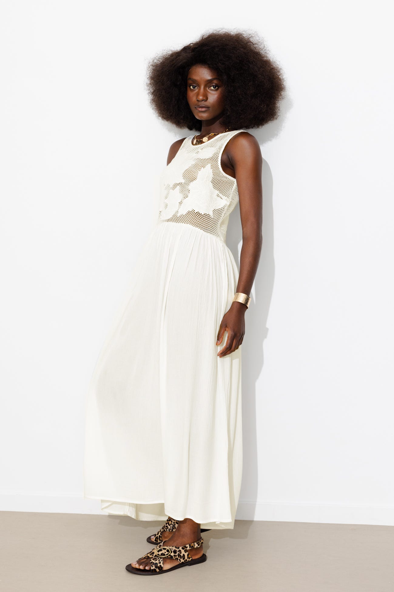 Vestido largo bordado