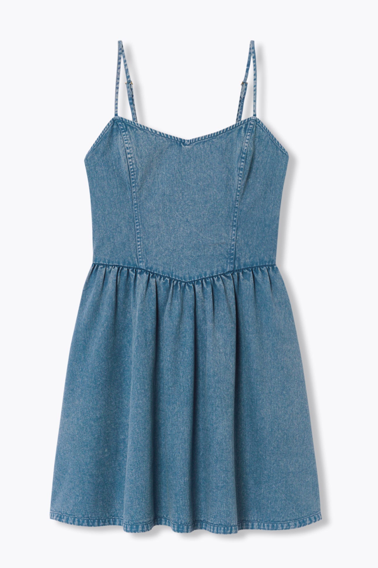 Robe courte à fines bretelles