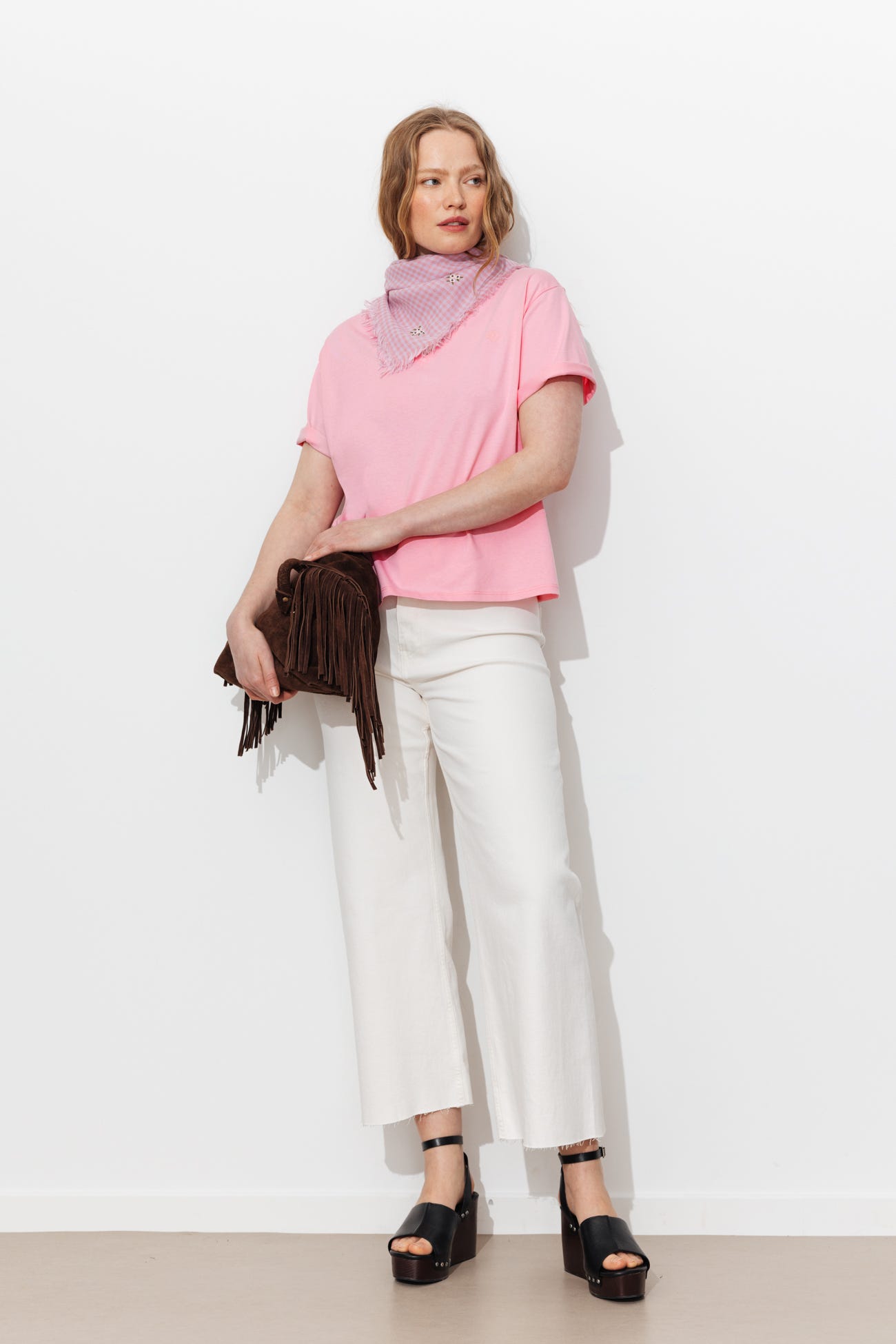 Camiseta básica cuello de pico