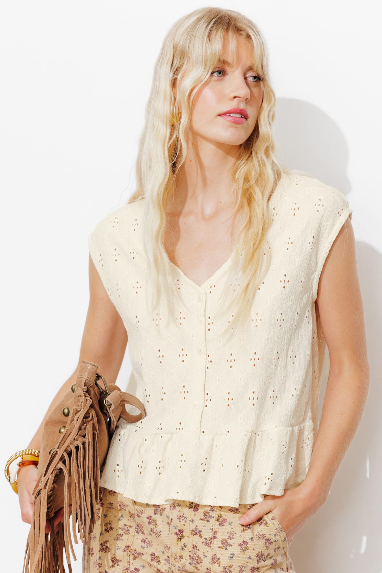 Top ajouré et volanté Femme