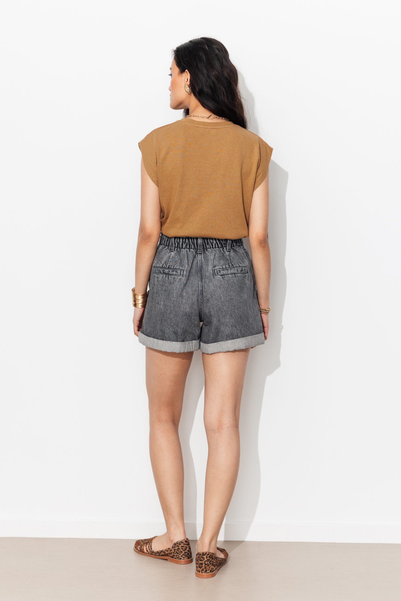 T-shirt broderie coeur léopard