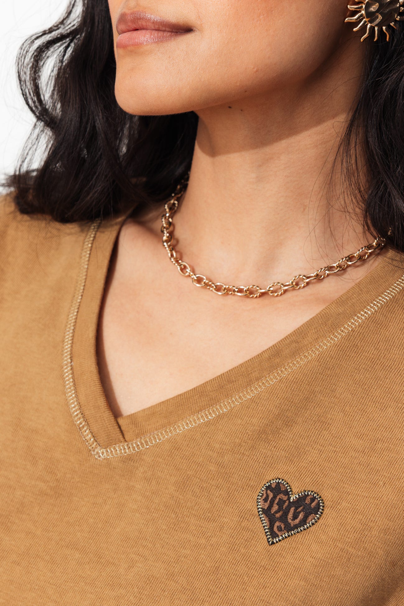 T-shirt broderie coeur léopard