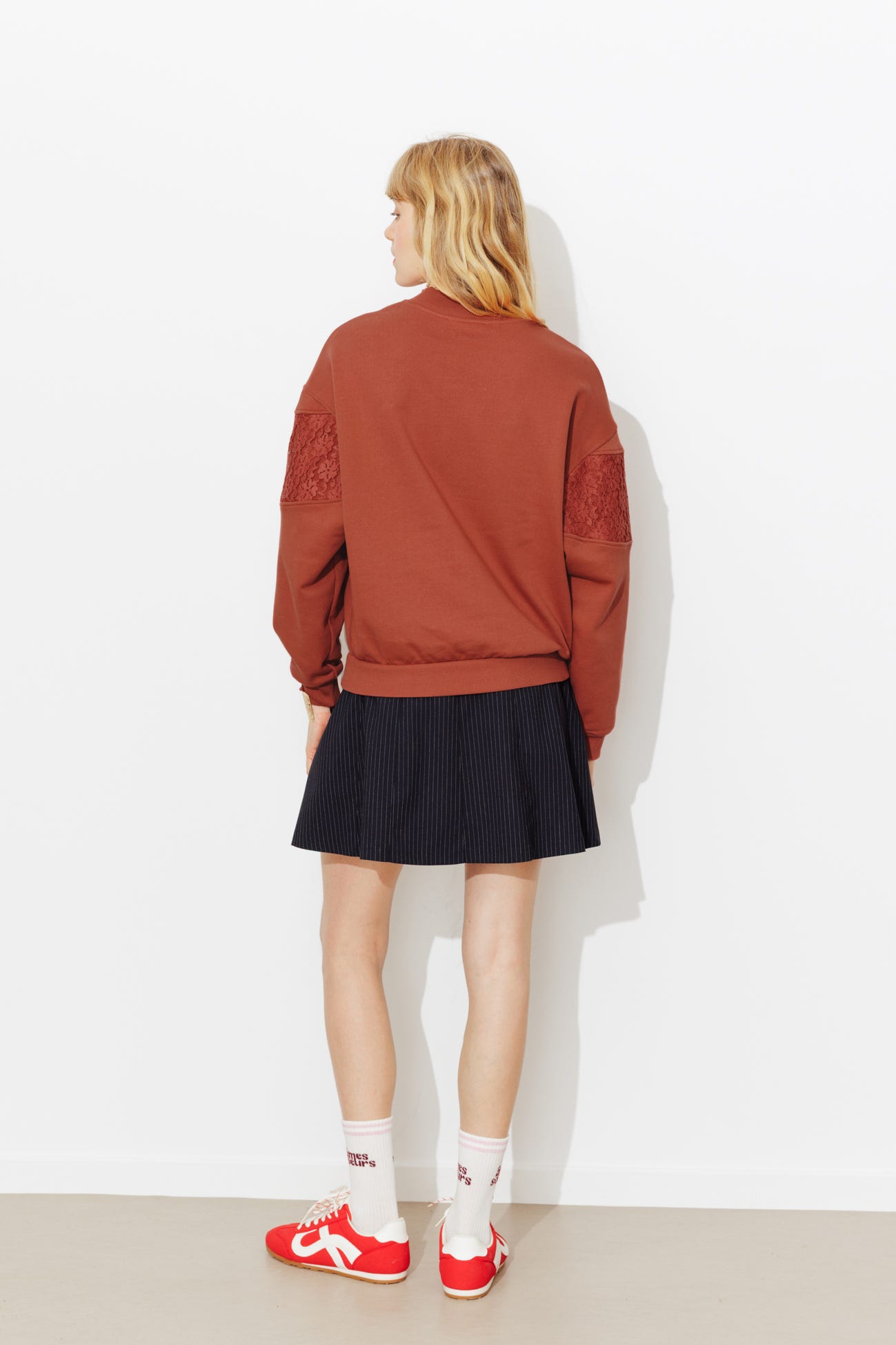 Sweat-shirt à message amor