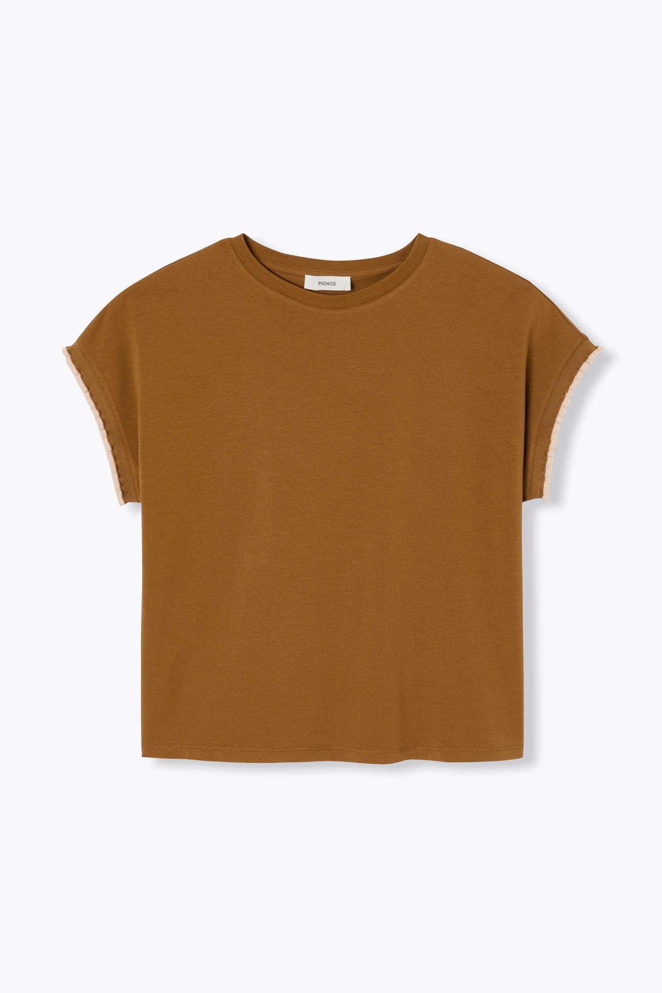 T-shirt with fancy sleeves