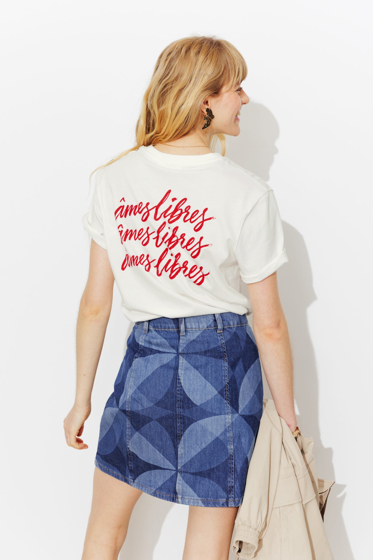 T-shirt à message âmes libres