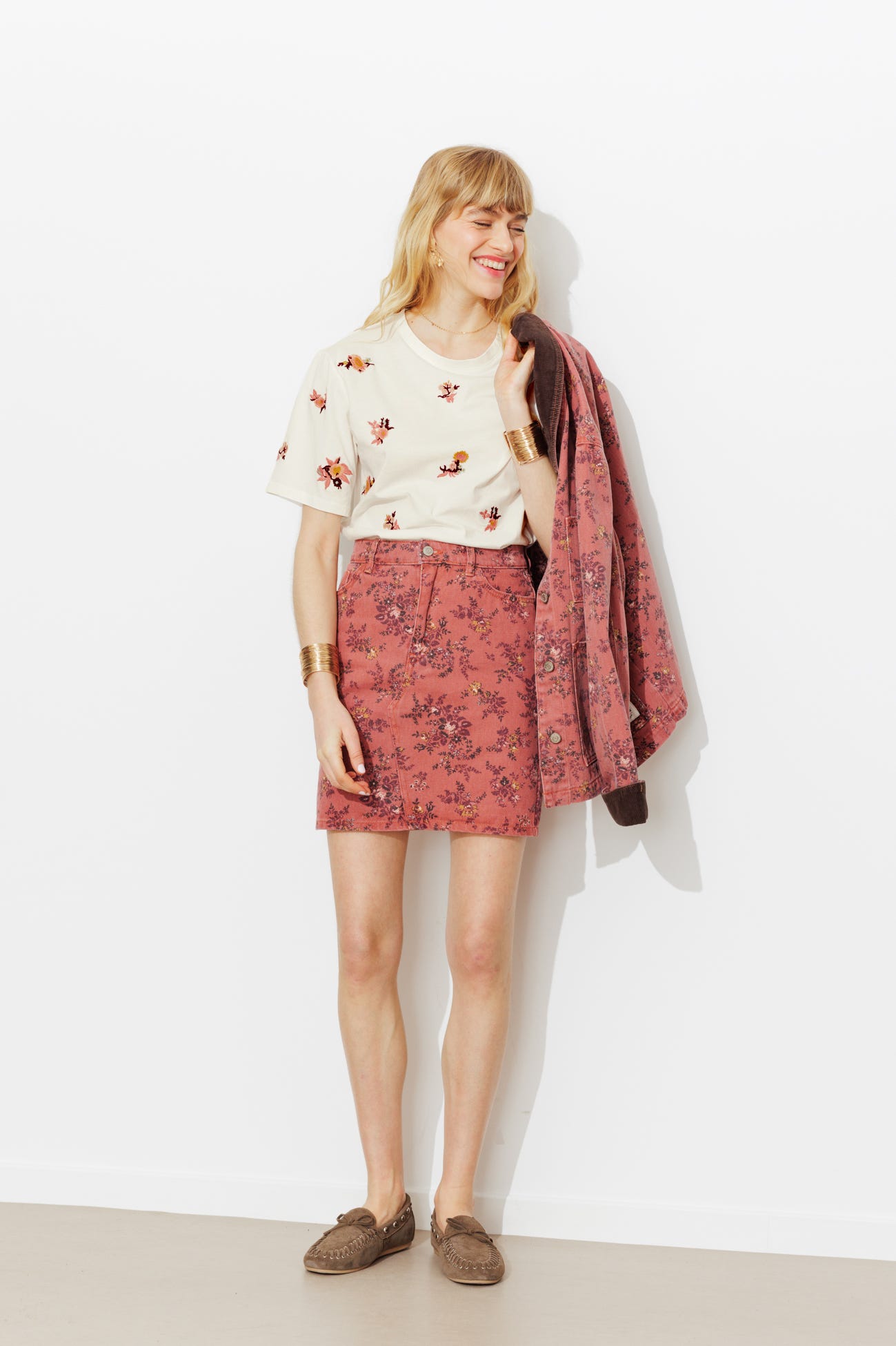 Floral embroidery t-shirt