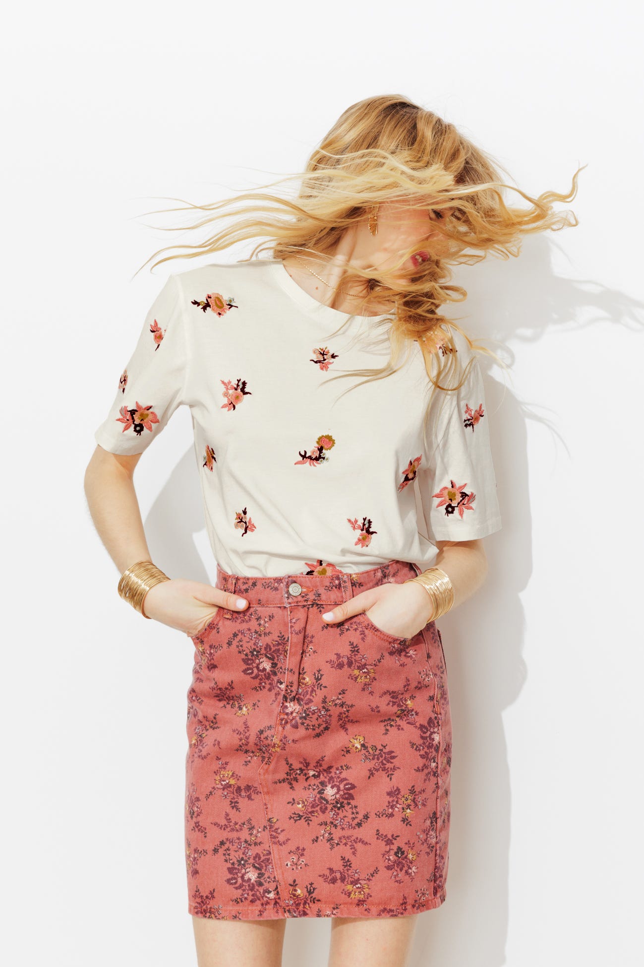Floral embroidery t-shirt