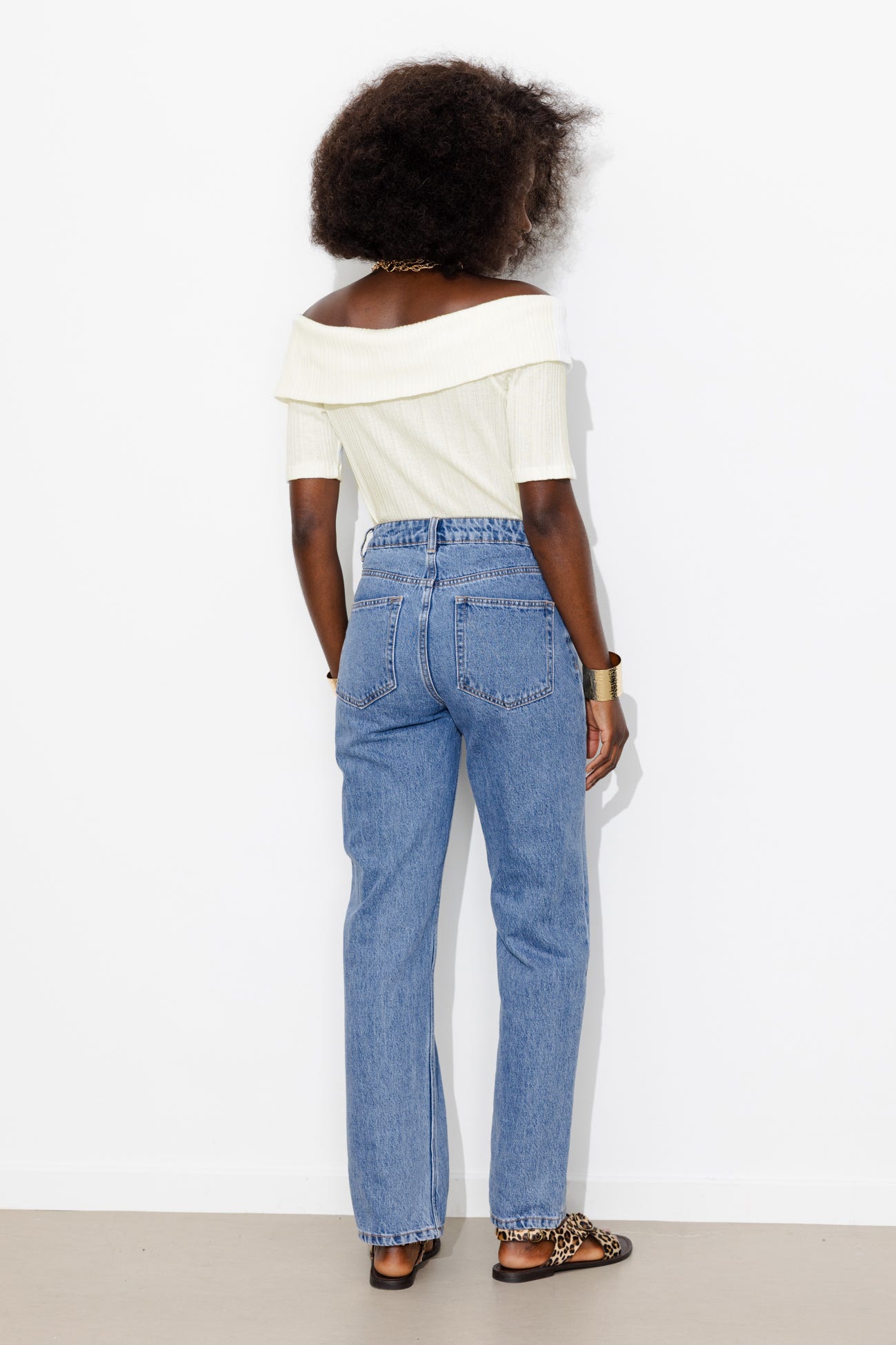 T-shirt à encolure Bardot