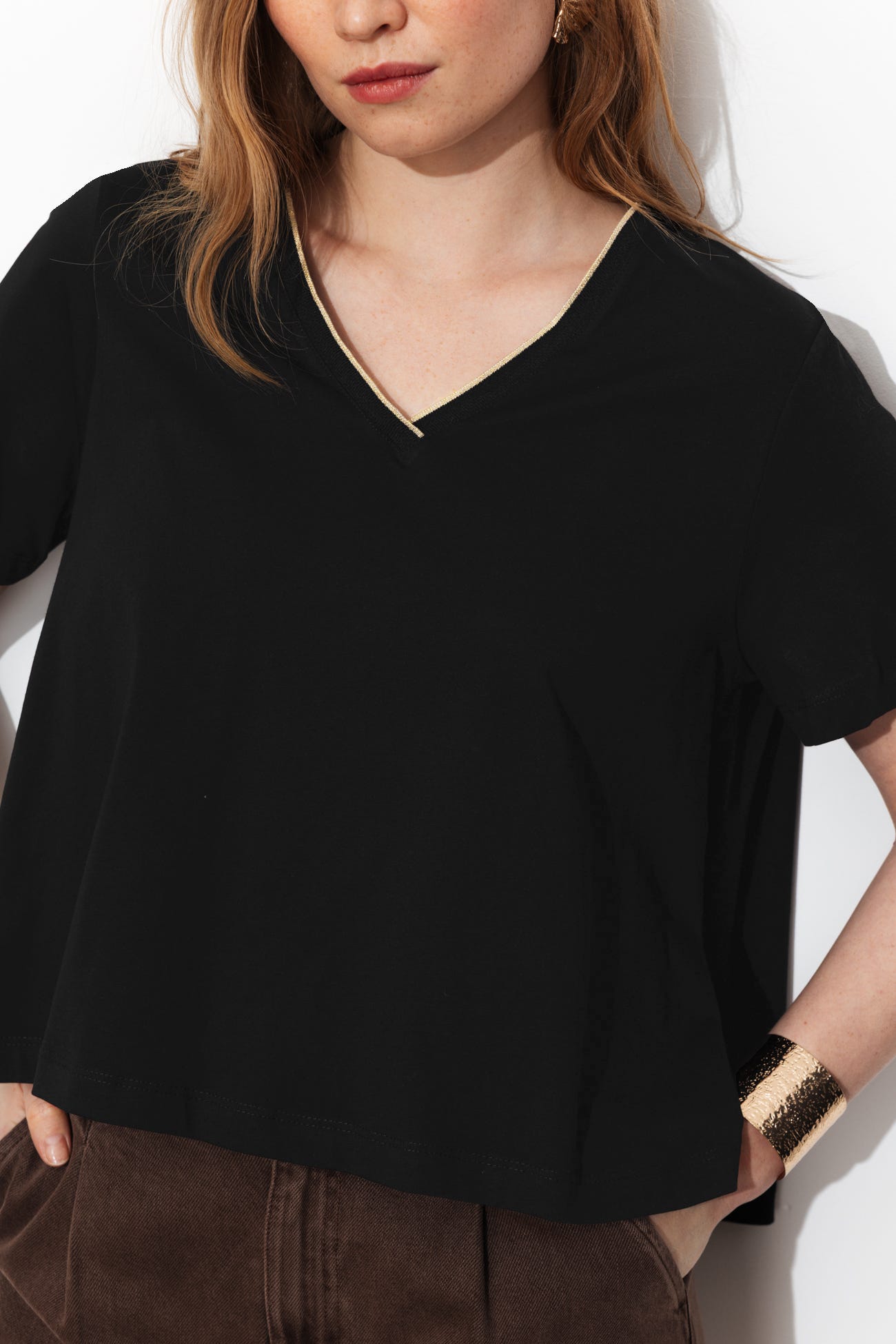 T-shirt évasé col irisé