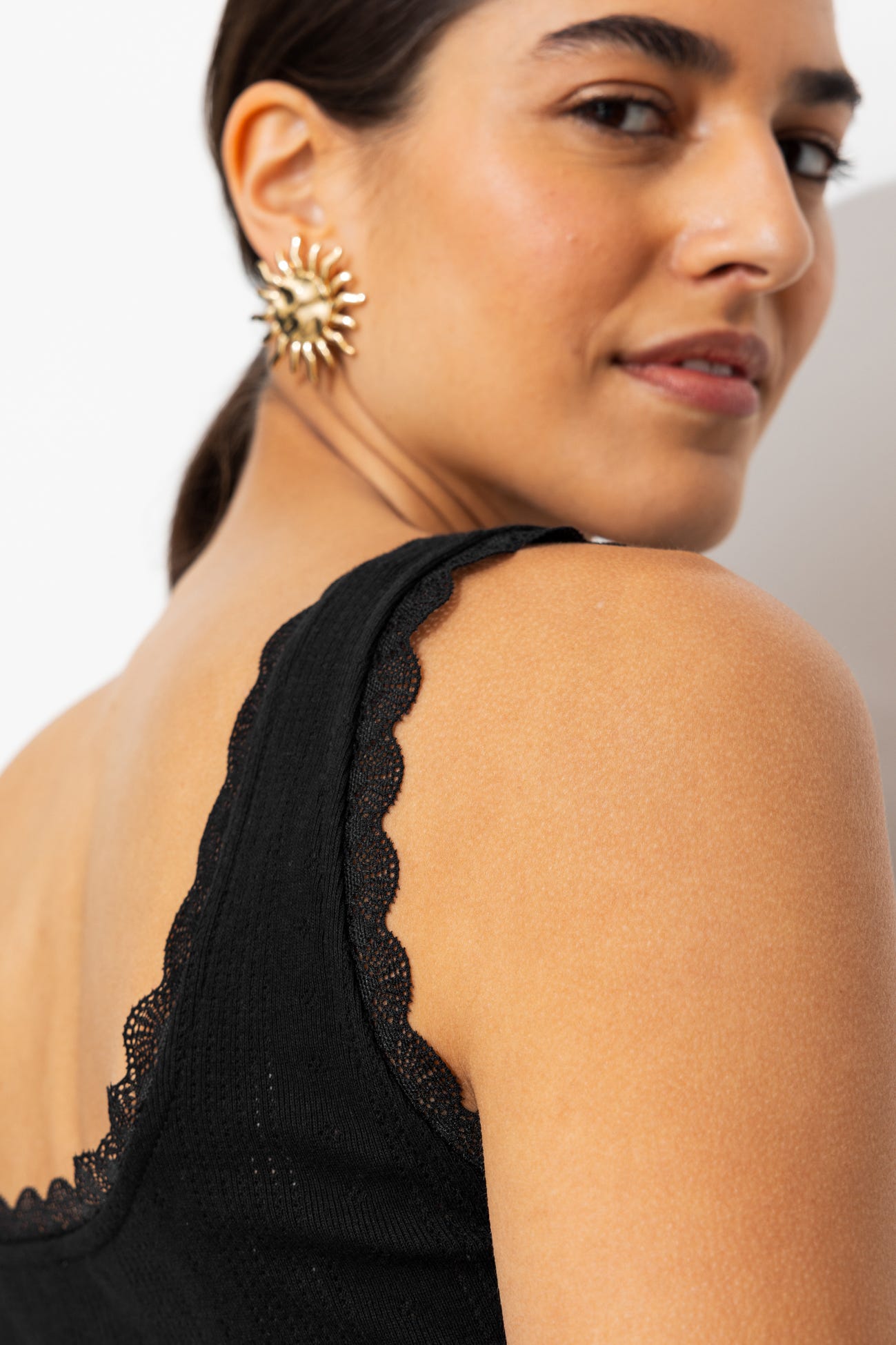 Pointelle lace sleeveless top