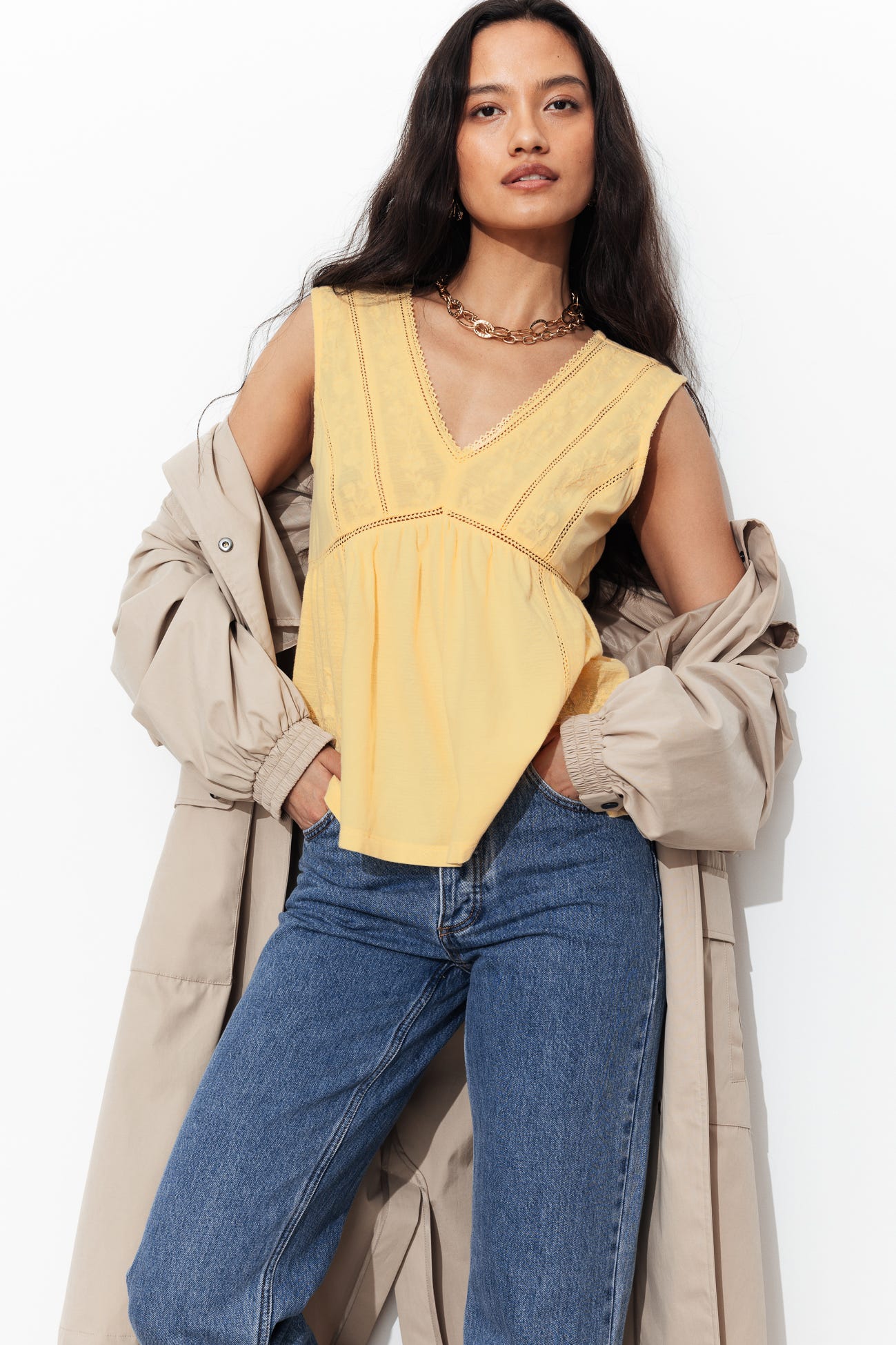 Floral embroidery top