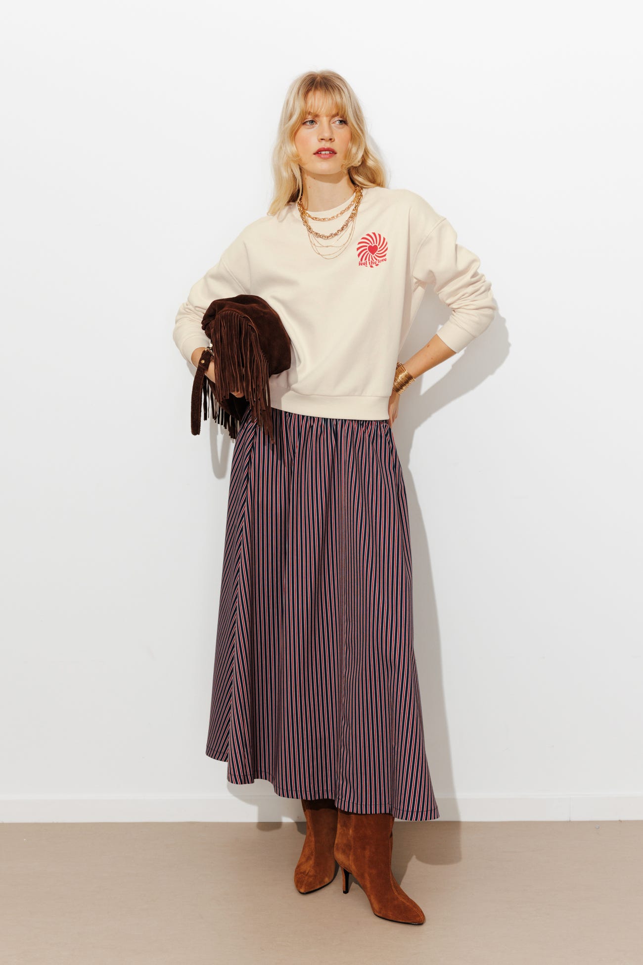 Sudadera mensaje Feel the love