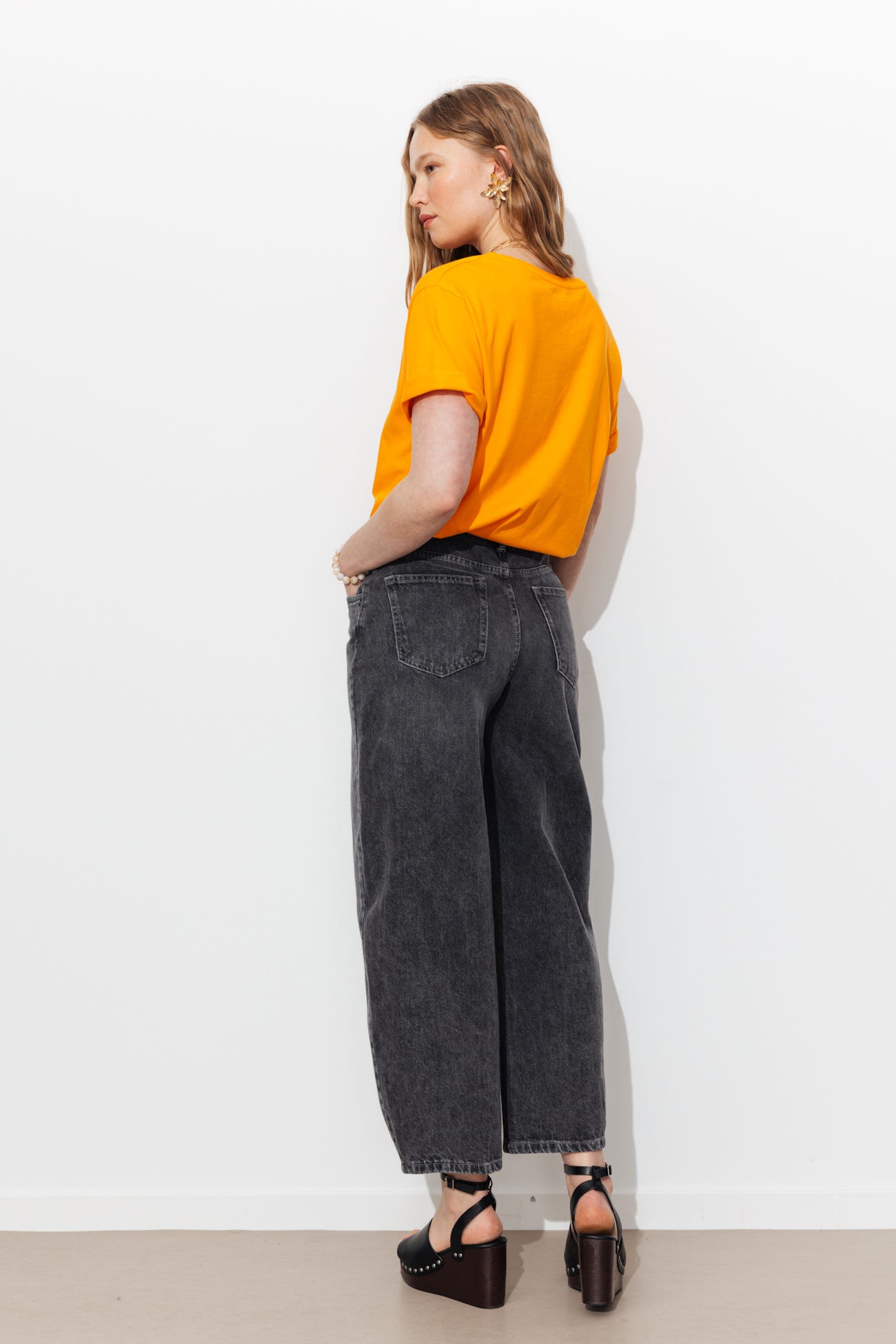 Camiseta básica cuello de pico