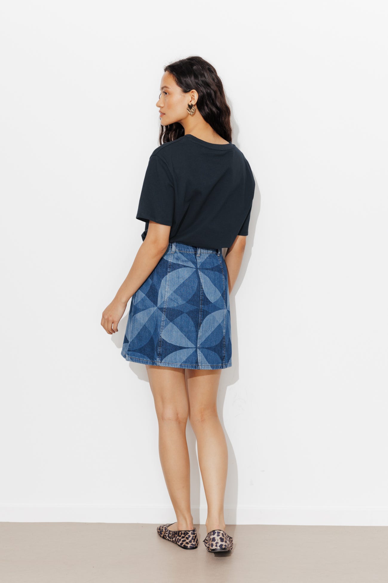 Basic round-neck t-shirt