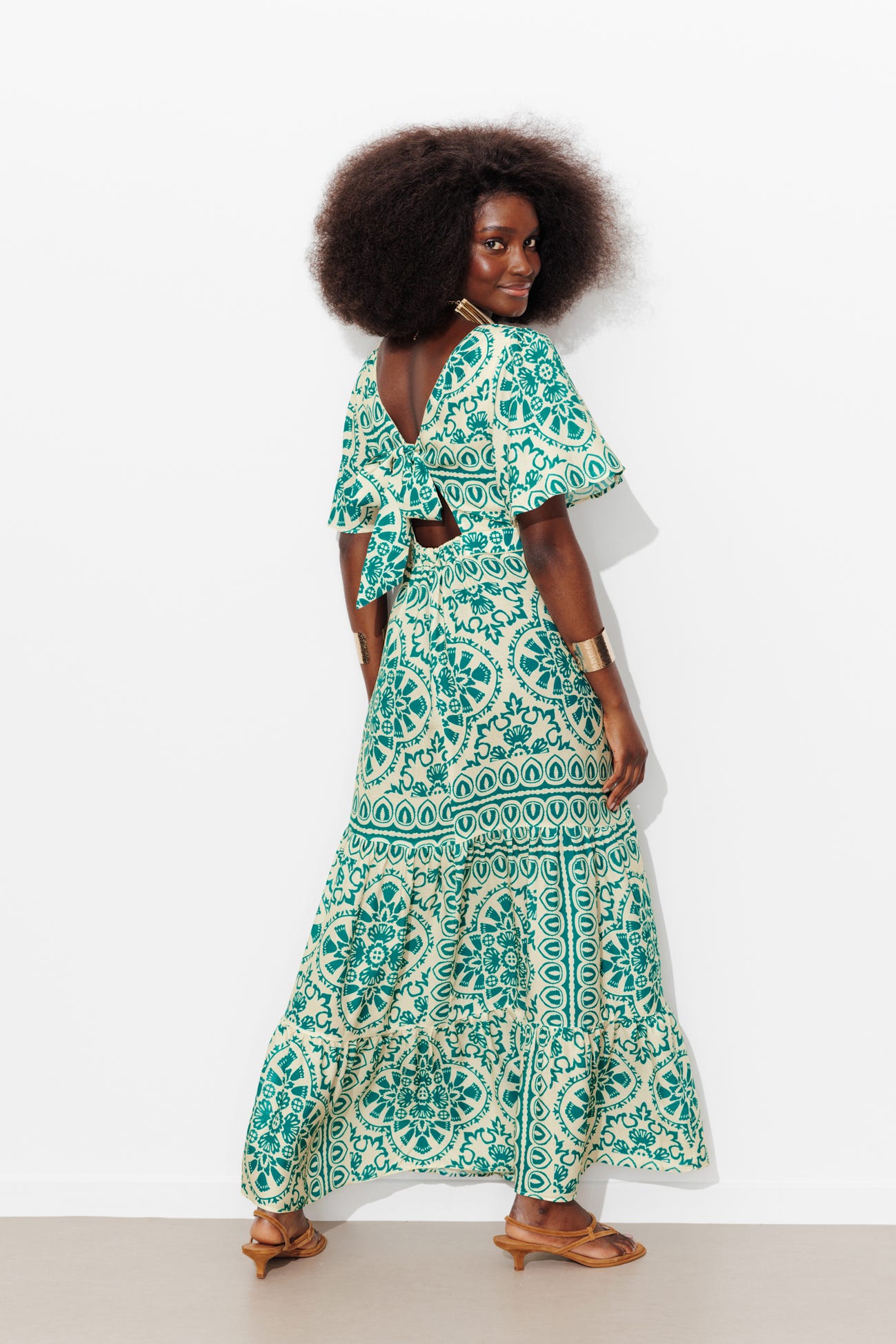 Robe imprimée décolleté dos